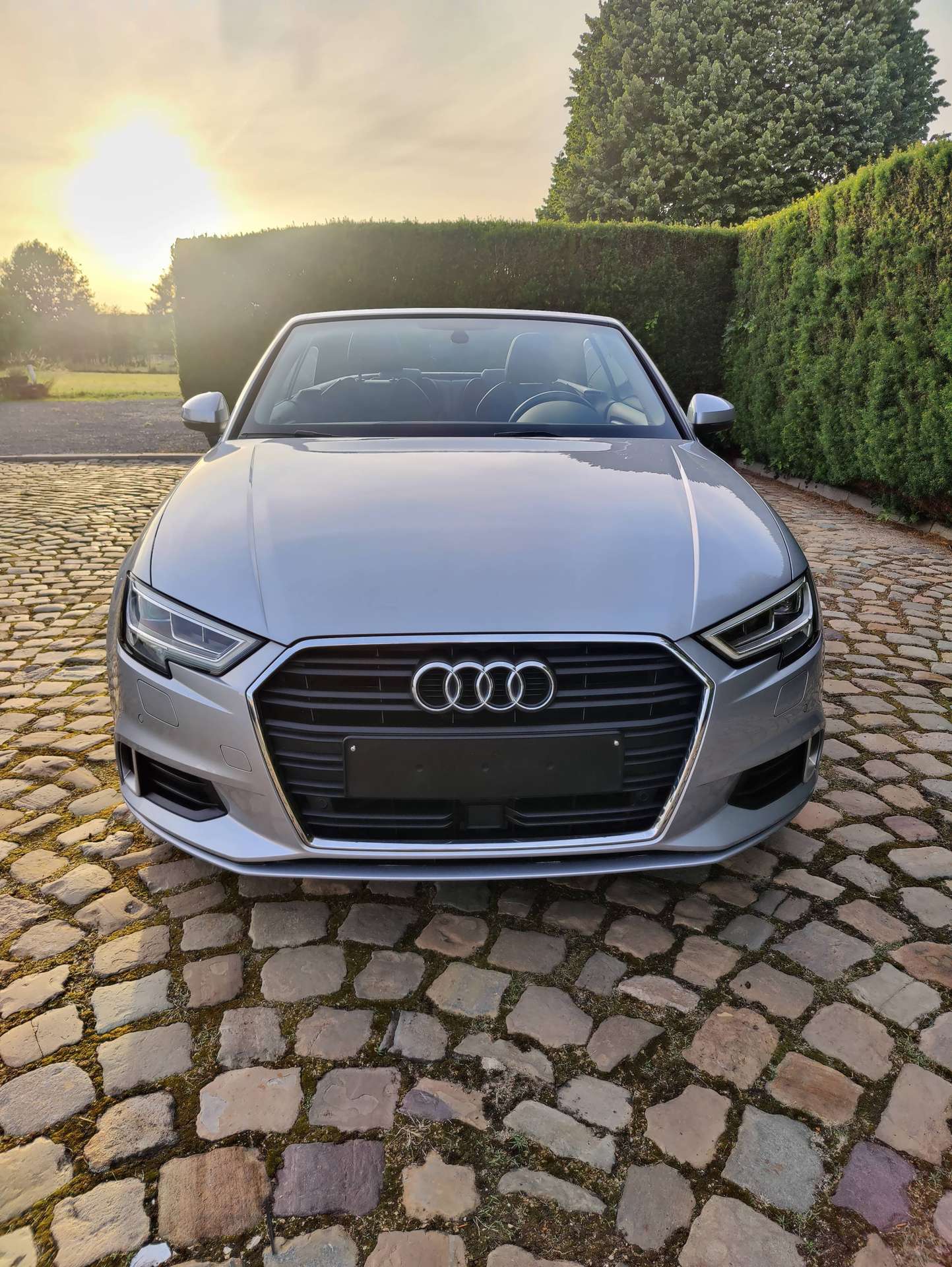 c9a28459-fb23-40c0-bc92-1d4b9bc427e42-audi-a3-a3-cabriolet-1-5-tfsi-act-sport-s-tronic-alacantara-20260602.jpg