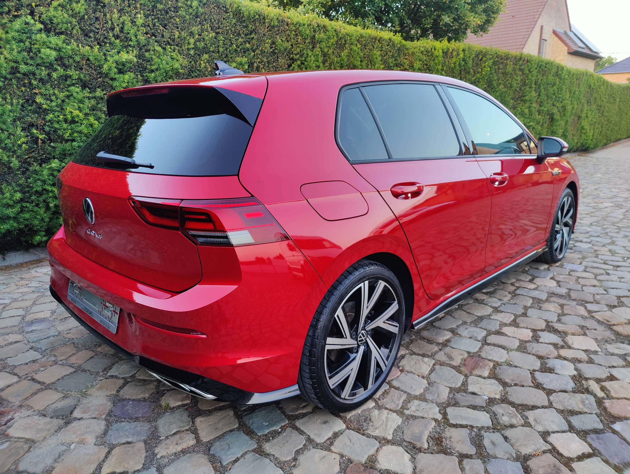 d2e7106b-5f23-4051-8812-f9cde471de1f8-volkswagen-golf-golf-1-5-etsi-r-line-opf-dsg-eu6ap-camerahead-up-20260605.jpg