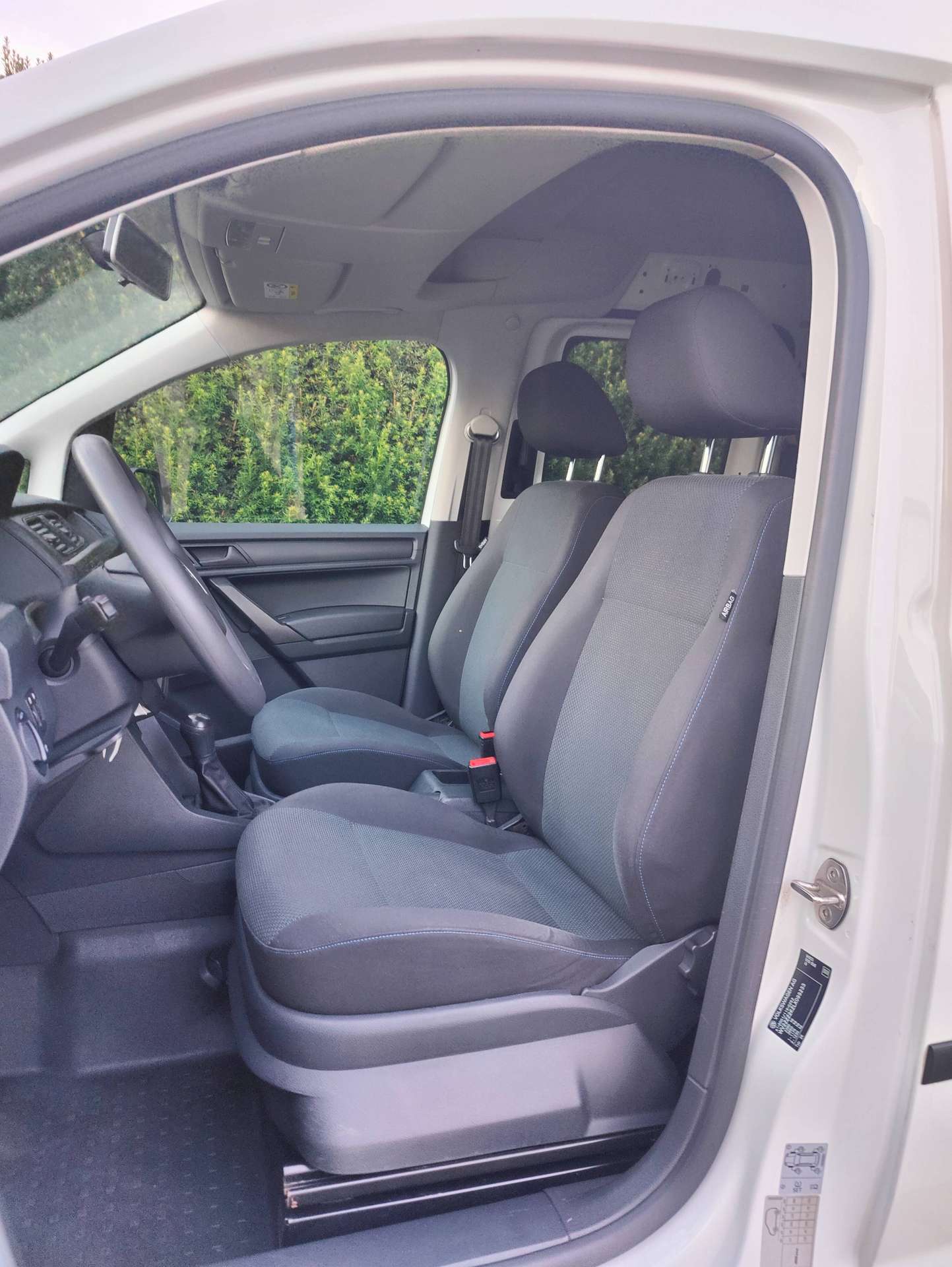 111a62ff-8a27-4eb7-958d-23cf8f6fb0e311-volkswagen-caddy-2-0-cr-tdi-scr-maxi-eu6-20260708.jpg