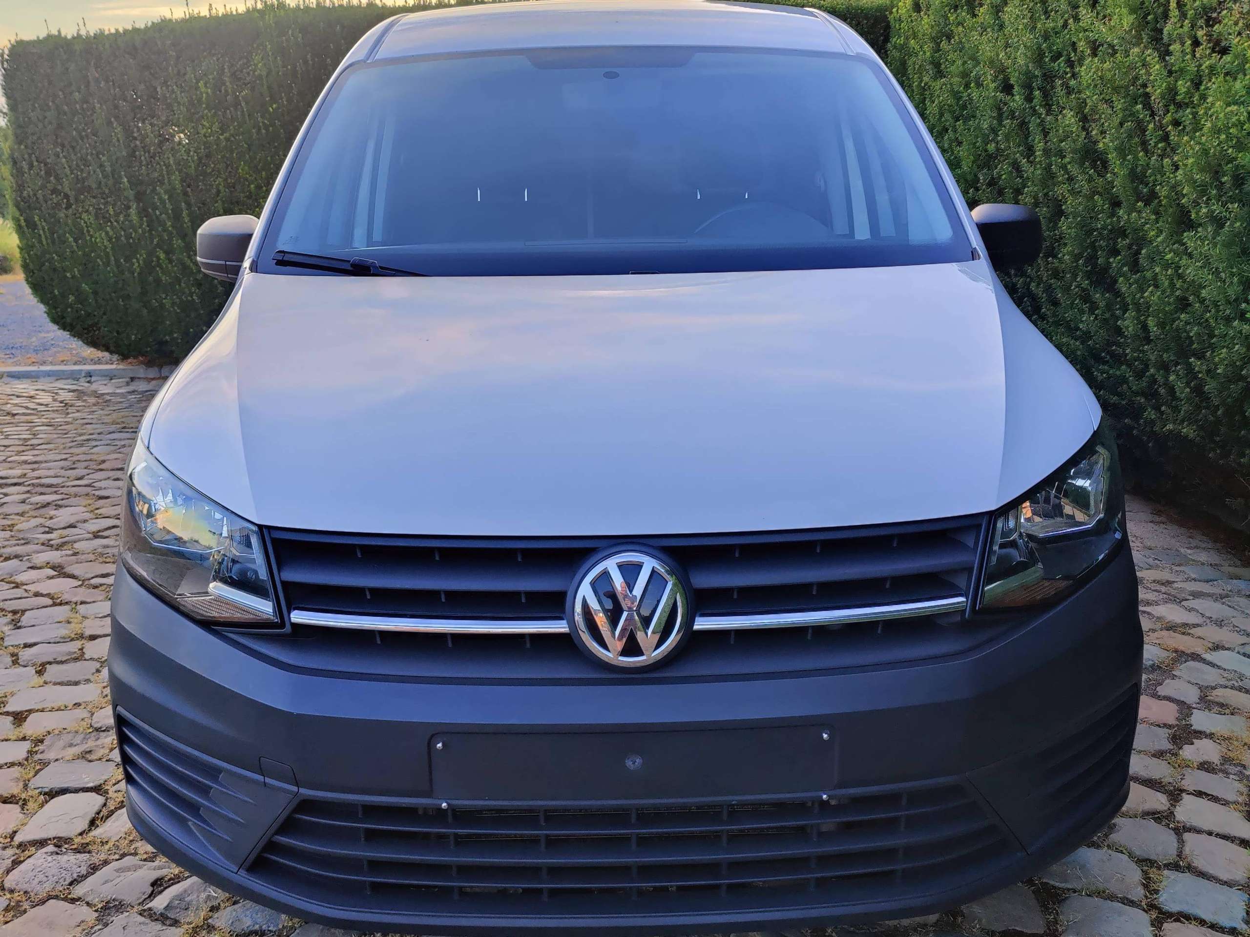 14d002d7-8655-4bef-8a04-56d439d2e40e2-volkswagen-caddy-2-0-cr-tdi-scr-maxi-eu6-20260710.jpg