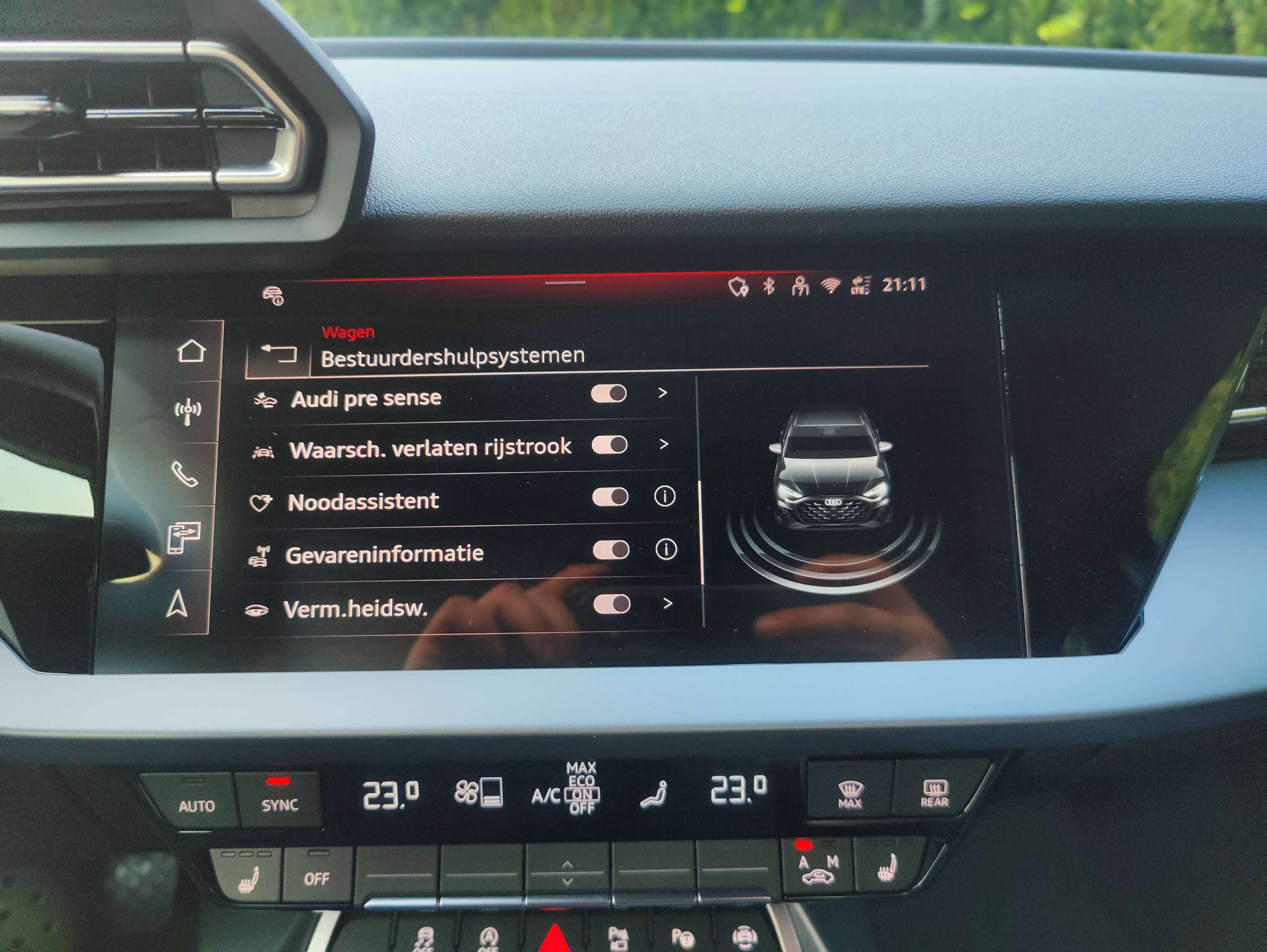 2442e9cb-7887-4eca-80ad-5e345f5516c816-audi-a3-a3-35-tfsi-business-edition-advanced-s-tronic-20260717.jpg