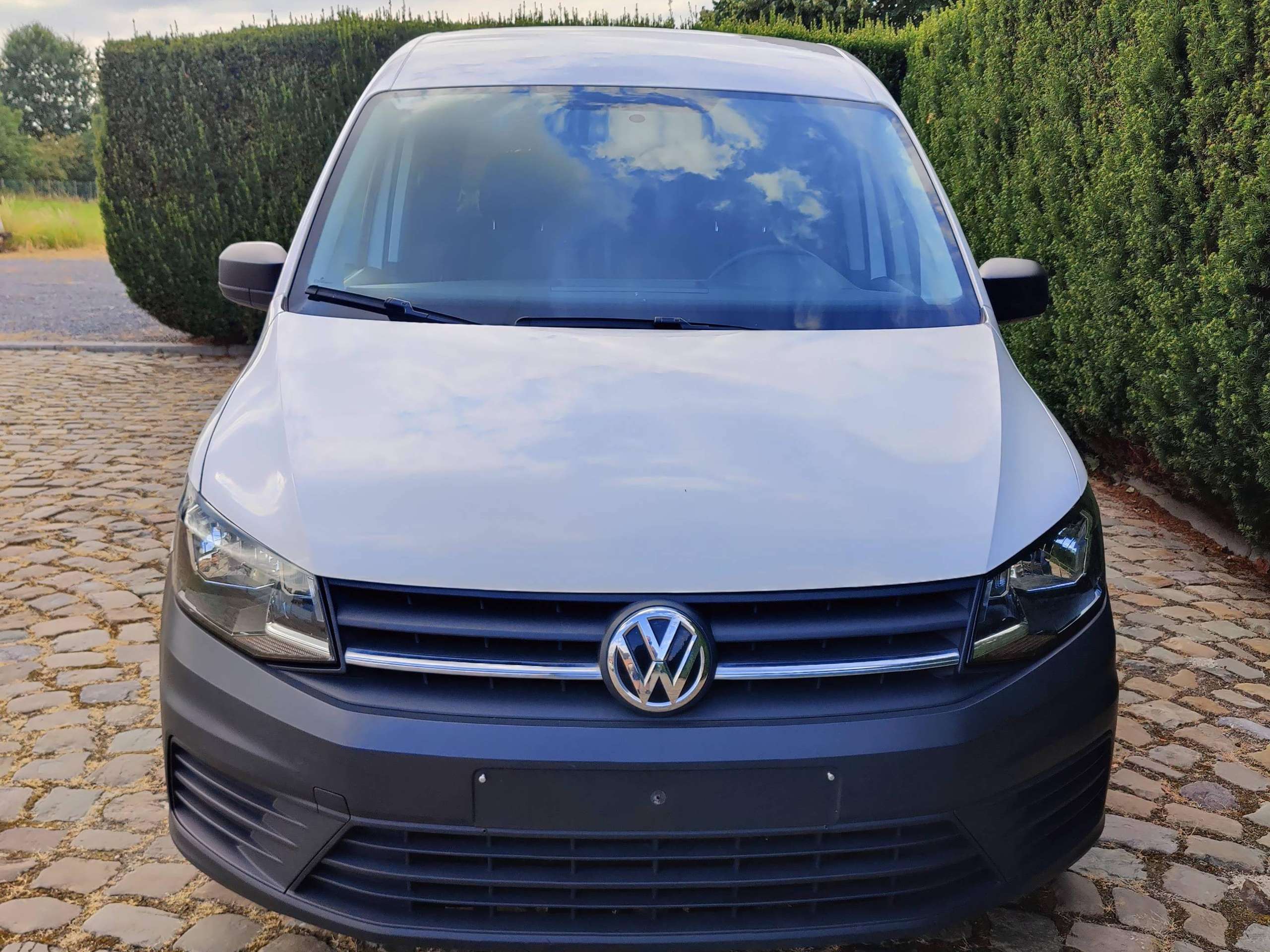 35def6e0-8f13-4793-91f9-f5e43c5838b52-volkswagen-caddy-2-0-cr-tdi-scr-eu6-20260725.jpg