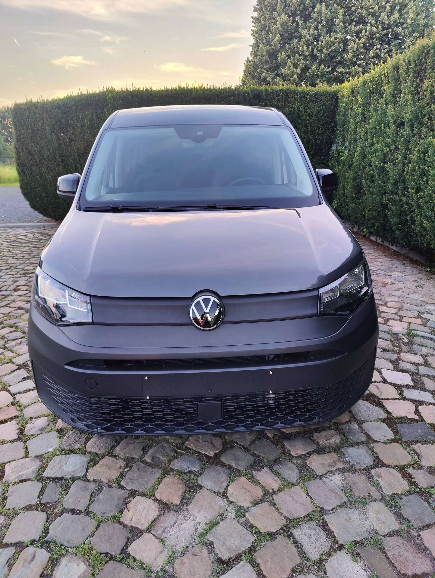 388b6da9-71fb-4ffb-ab2f-7612bb7f7bd82-volkswagen-caddy-caddy-1-5-tsi-5pl-dsg-20260708.jpg