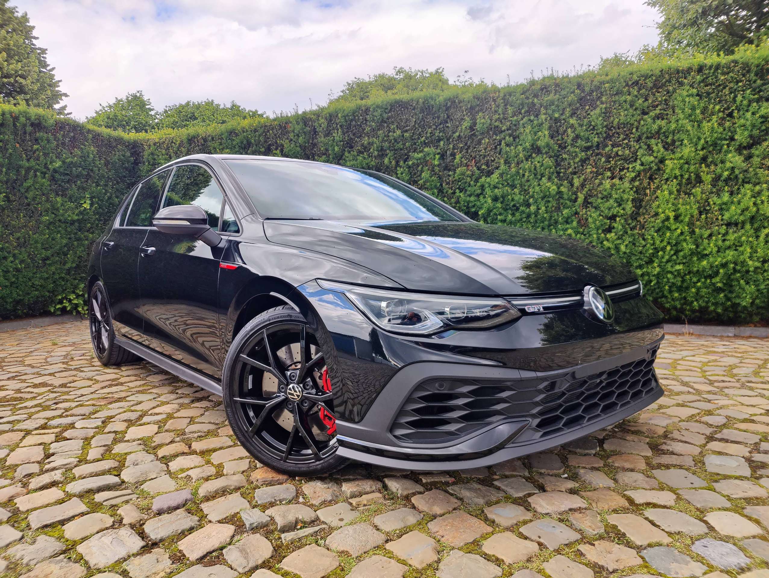 3924bf5f-dc79-459d-9cae-2473961dc0481-volkswagen-golf-gti-golf-2-0-tsi-gti-clubsport-opf-dsg-20260708.jpg