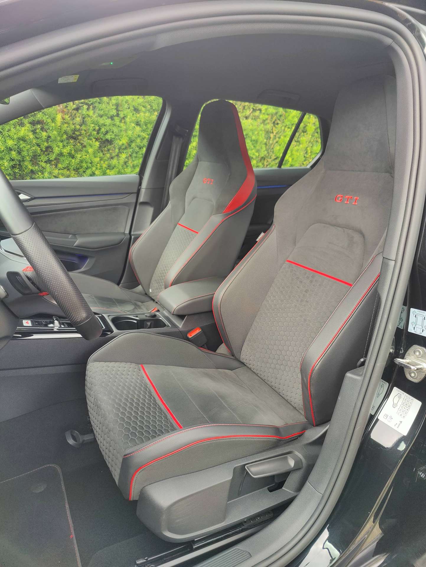 3924bf5f-dc79-459d-9cae-2473961dc04811-volkswagen-golf-gti-golf-2-0-tsi-gti-clubsport-opf-dsg-20260708.jpg