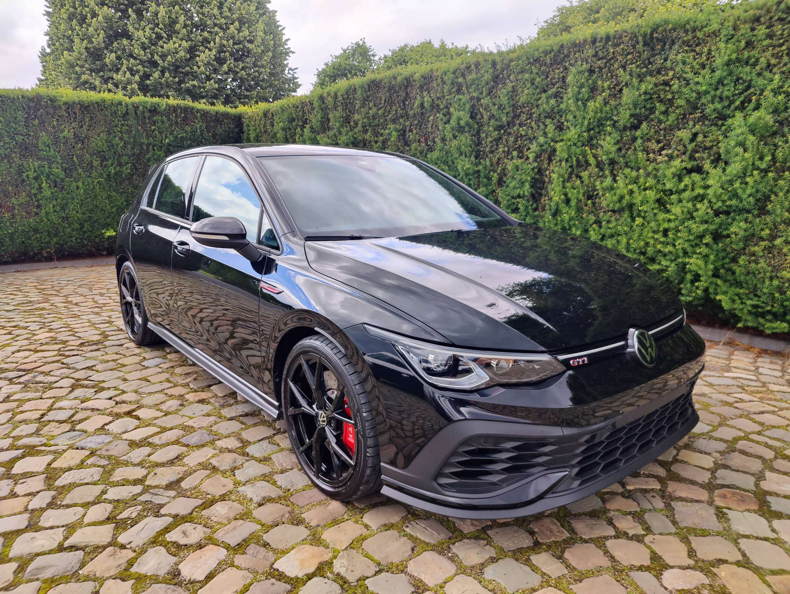 3924bf5f-dc79-459d-9cae-2473961dc0482-volkswagen-golf-gti-golf-2-0-tsi-gti-clubsport-opf-dsg-20260708.jpg