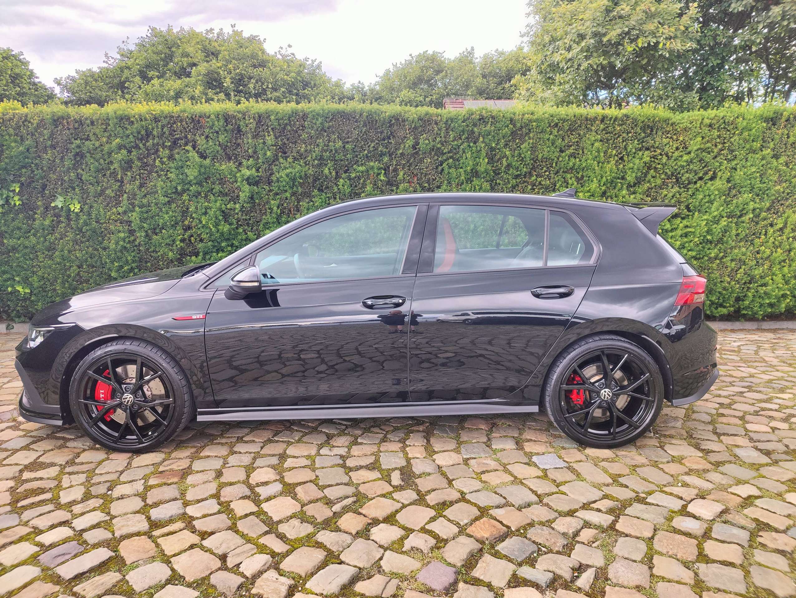 3924bf5f-dc79-459d-9cae-2473961dc0485-volkswagen-golf-gti-golf-2-0-tsi-gti-clubsport-opf-dsg-20260708.jpg