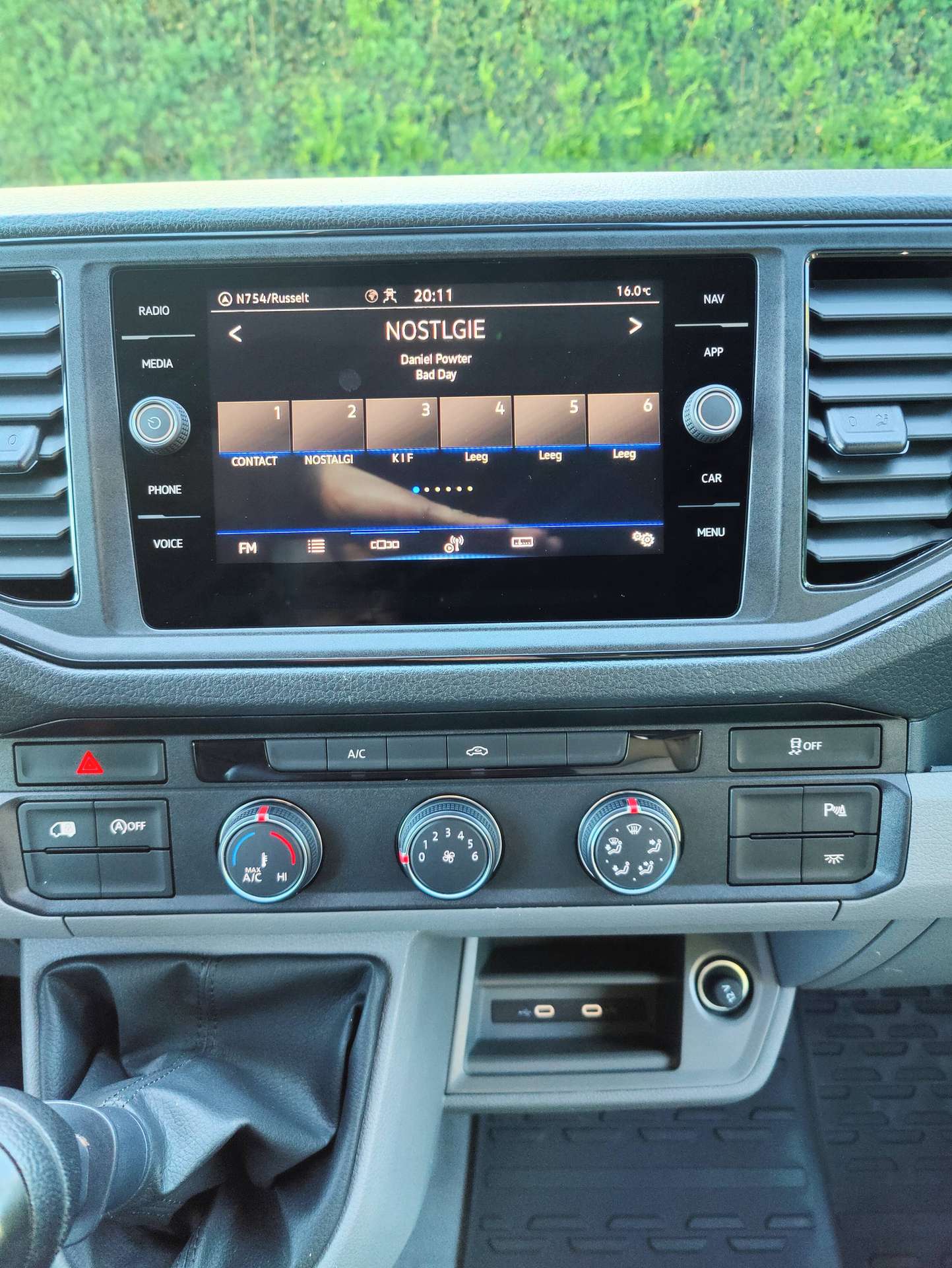 4f412fbd-199f-4868-bfff-2c1828d388df15-volkswagen-crafter-crafter-2-0-cr-tdi-l4h3-navigatieandroid-auto-apple-carplay-20260708.jpg