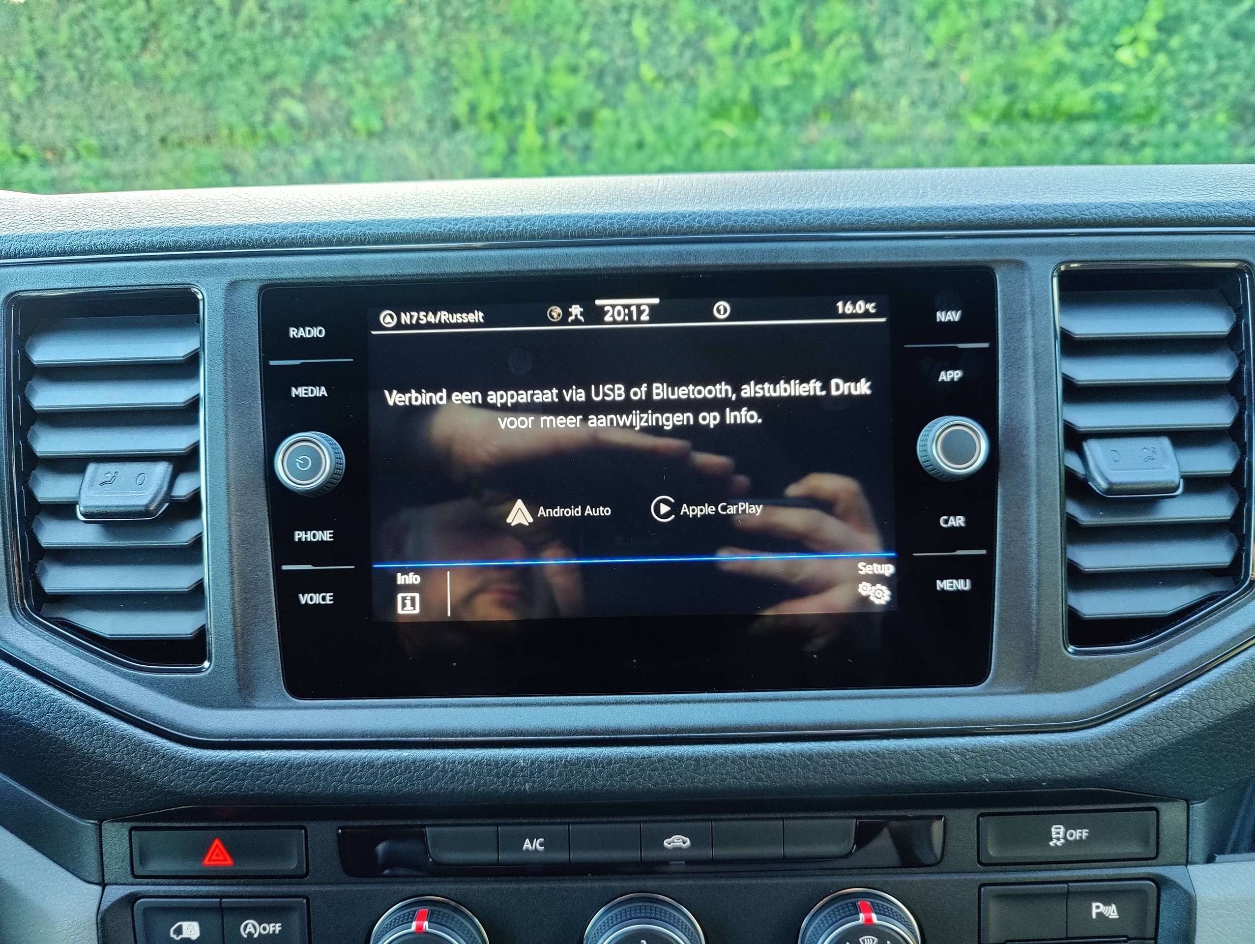 4f412fbd-199f-4868-bfff-2c1828d388df17-volkswagen-crafter-crafter-2-0-cr-tdi-l4h3-navigatieandroid-auto-apple-carplay-20260708.jpg