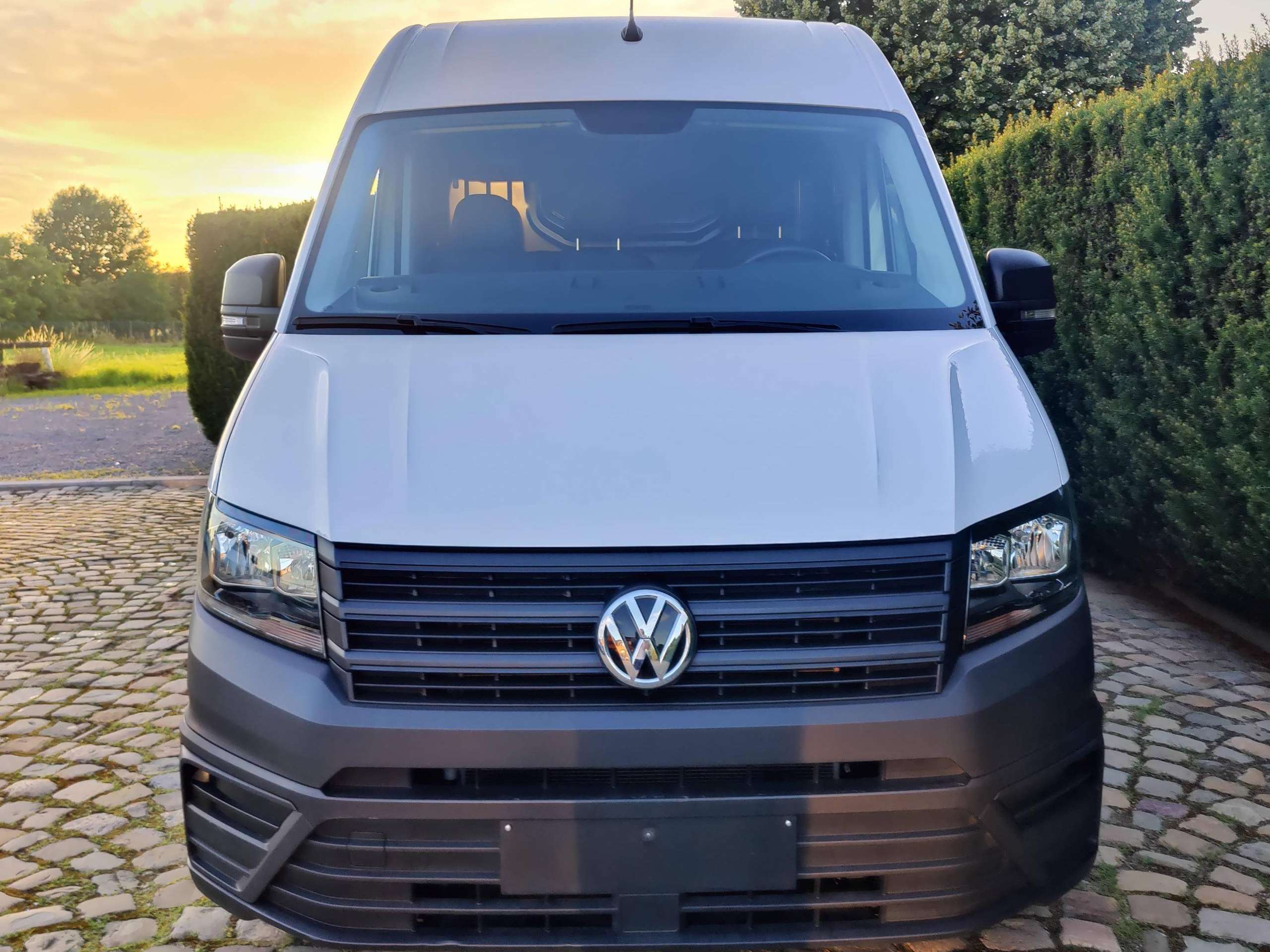 b768632a-b2fe-4204-b0c2-857e47ddbc552-volkswagen-crafter-crafter-2-0-cr-tdi-l4h3-aut-20260708.jpg