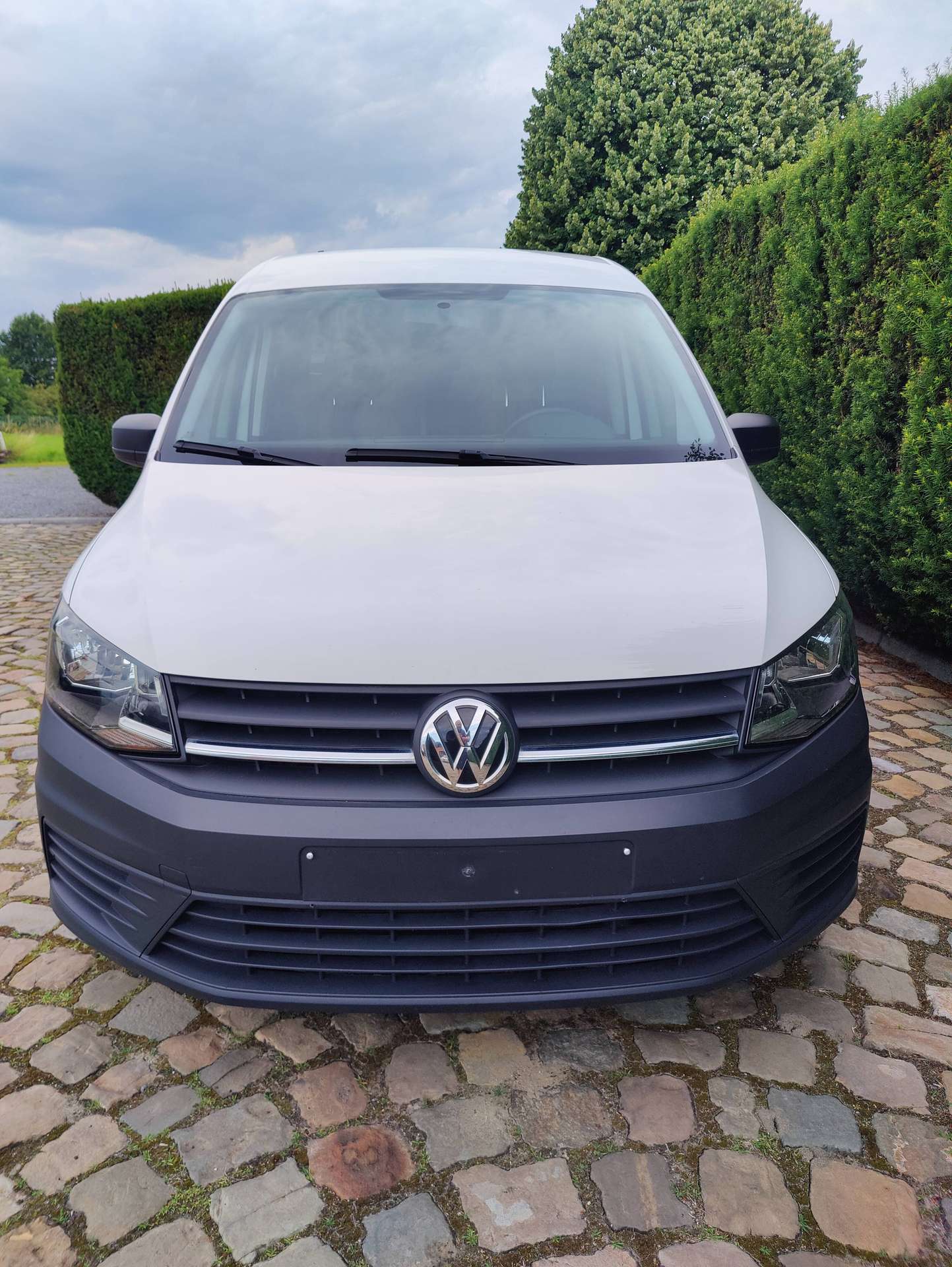 c7319feb-9379-4b3c-9832-c72580e9ef4d2-volkswagen-caddy-2-0-cr-tdi-scr-eu6-20260708.jpg