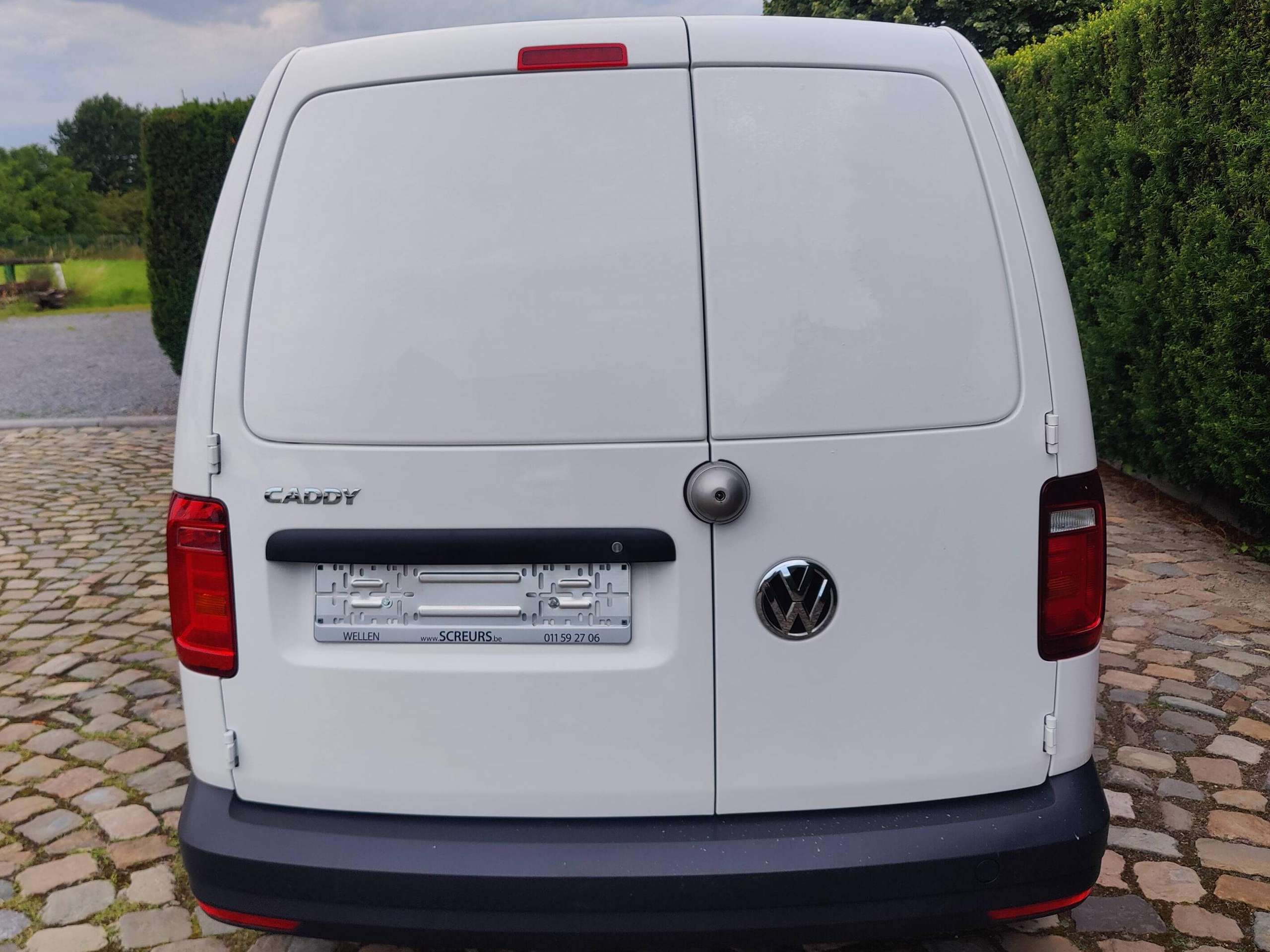 c7319feb-9379-4b3c-9832-c72580e9ef4d6-volkswagen-caddy-2-0-cr-tdi-scr-eu6-20260708.jpg