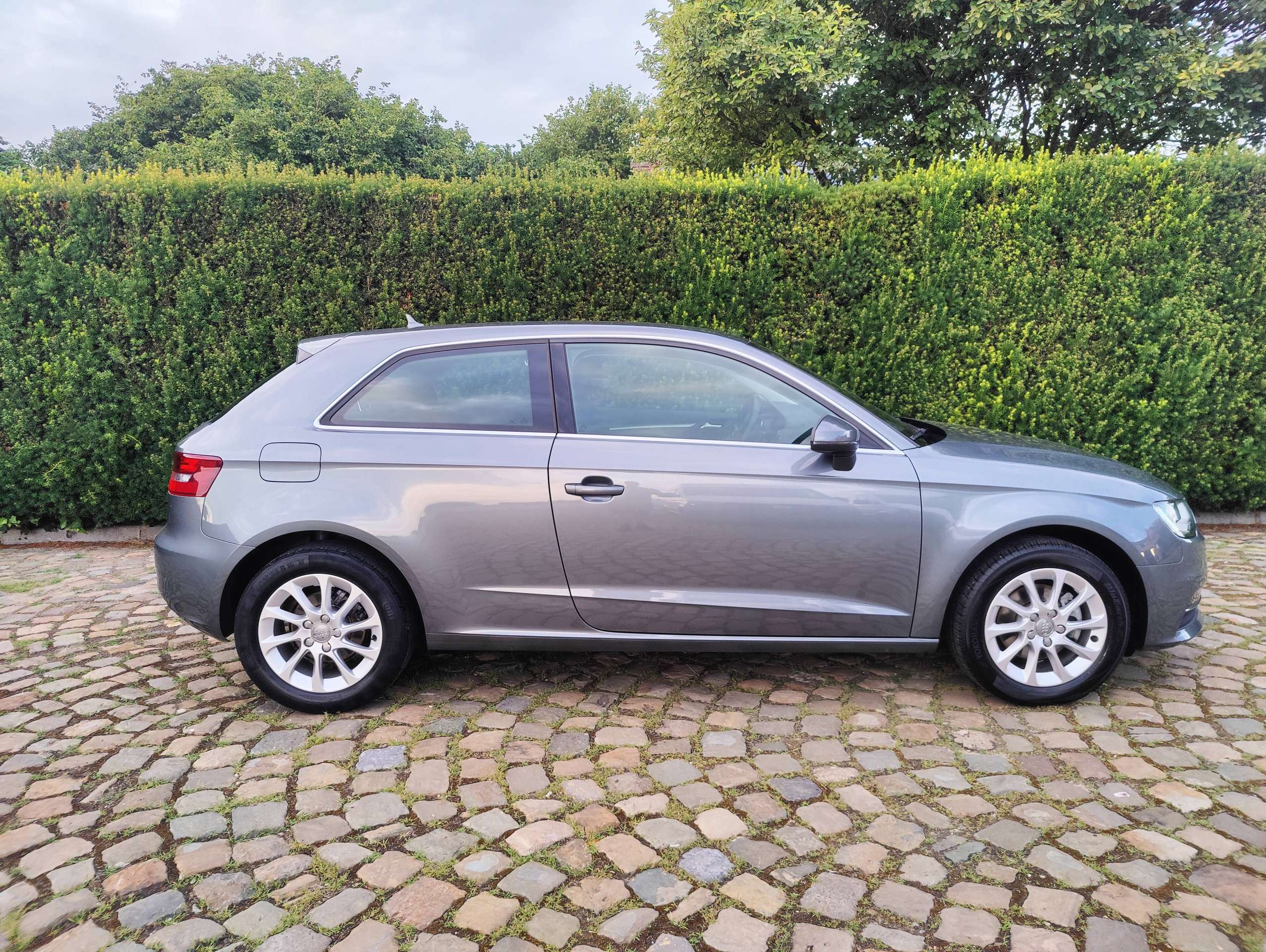 cd4f2330-c5fd-4eca-ad16-1732a52626918-audi-a3-a3-1-6-tdi-attraction-20260708.jpg