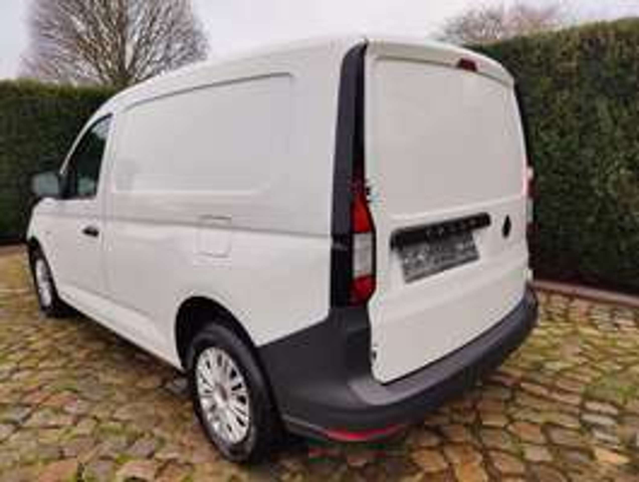 ef2cb7e7-8598-4088-9c8e-fbe6dacb90425-volkswagen-caddy-van-2-0-tdi-financiele-renting-e249-maand-20260708.jpg