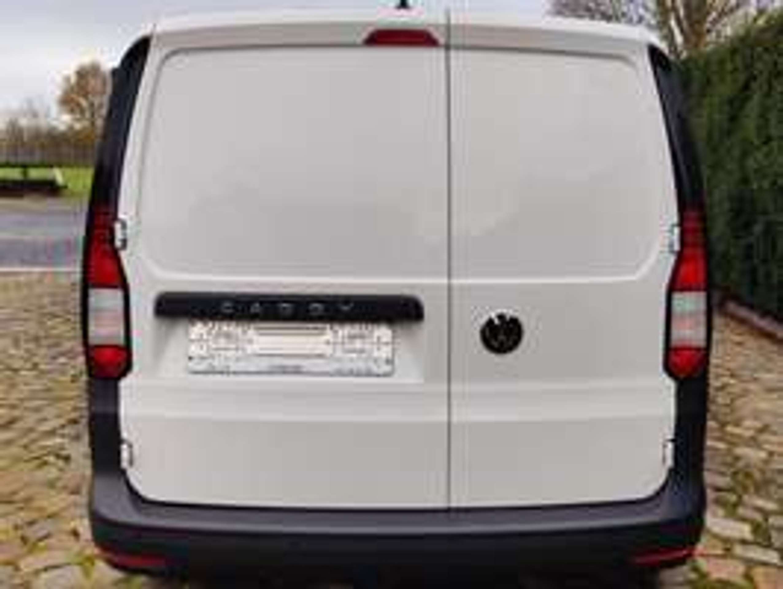 ef2cb7e7-8598-4088-9c8e-fbe6dacb90426-volkswagen-caddy-van-2-0-tdi-financiele-renting-e249-maand-20260708.jpg