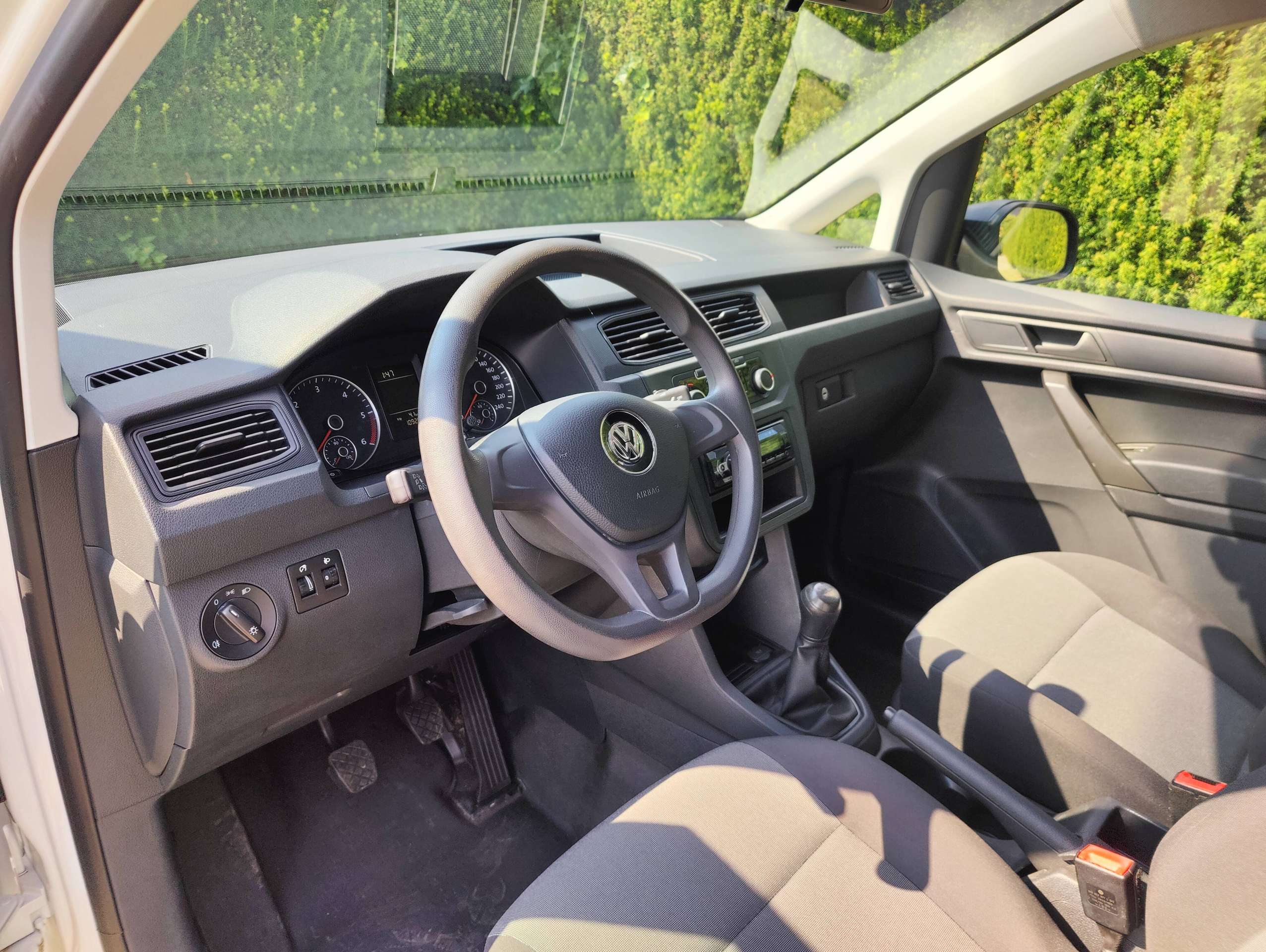 f4734703-4e55-42eb-9661-e9b1f57a430e9-volkswagen-caddy-2-0-tdi-20260708.jpg