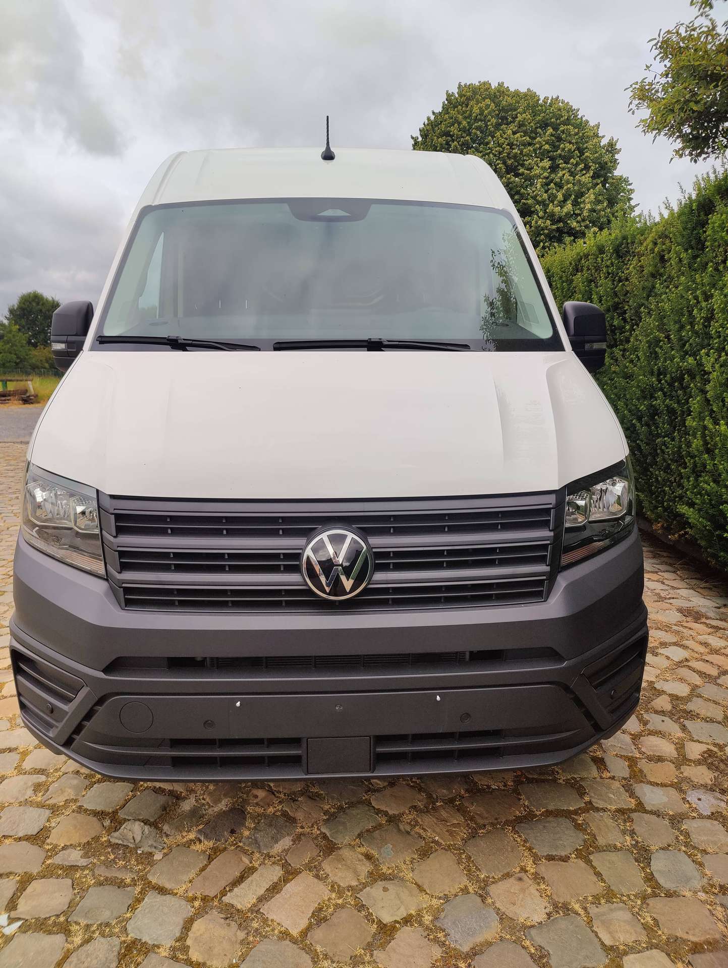 f657cfaa-b2d2-4732-86ca-f10a68daaf172-volkswagen-crafter-crafter-2-0-cr-tdi-l3h3-20260722.jpg