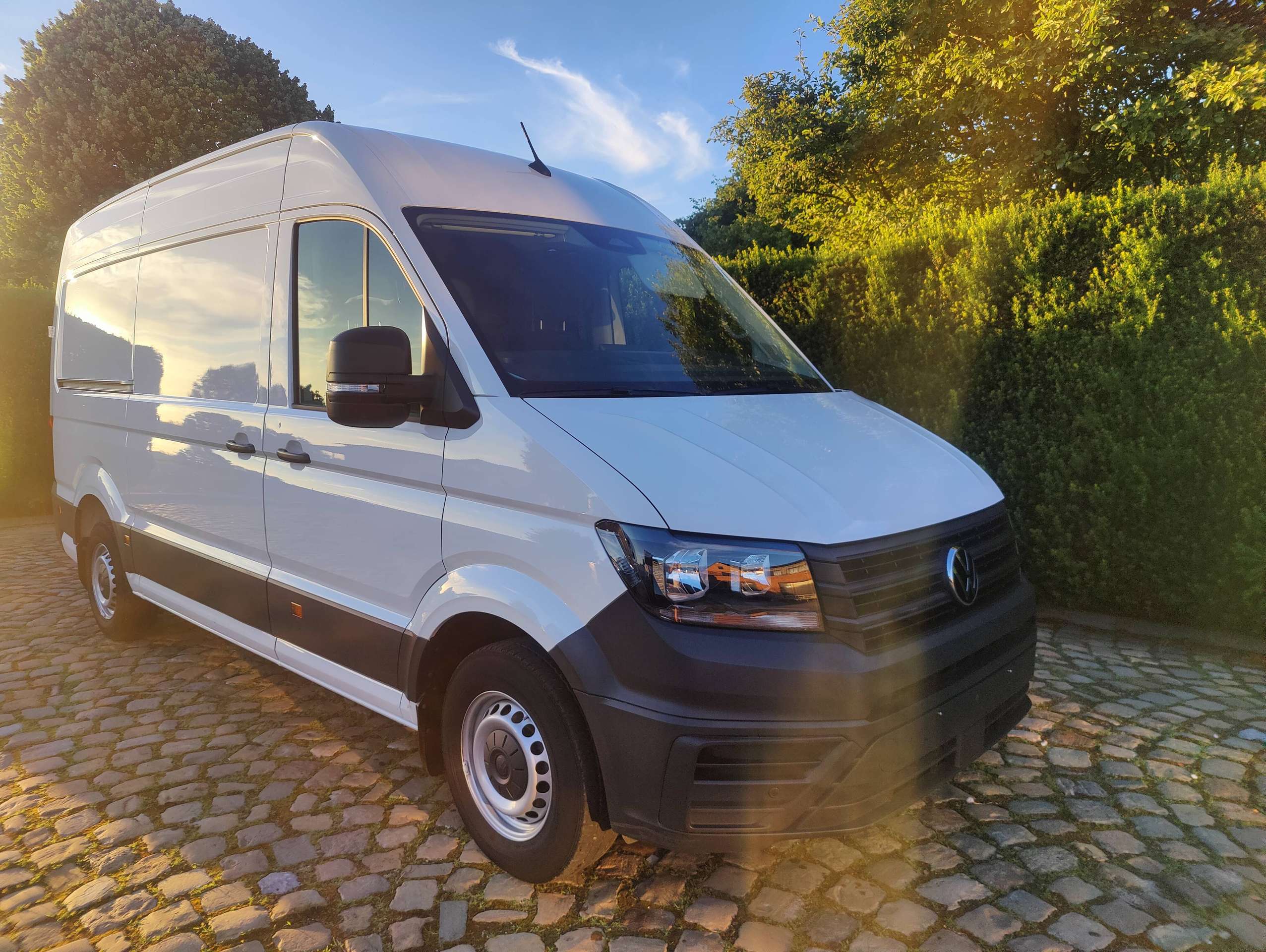 fddb1c84-f06b-4066-b552-f1aeb31565911-volkswagen-crafter-crafter-2-0-cr-tdi-l3h3-20260708.jpg