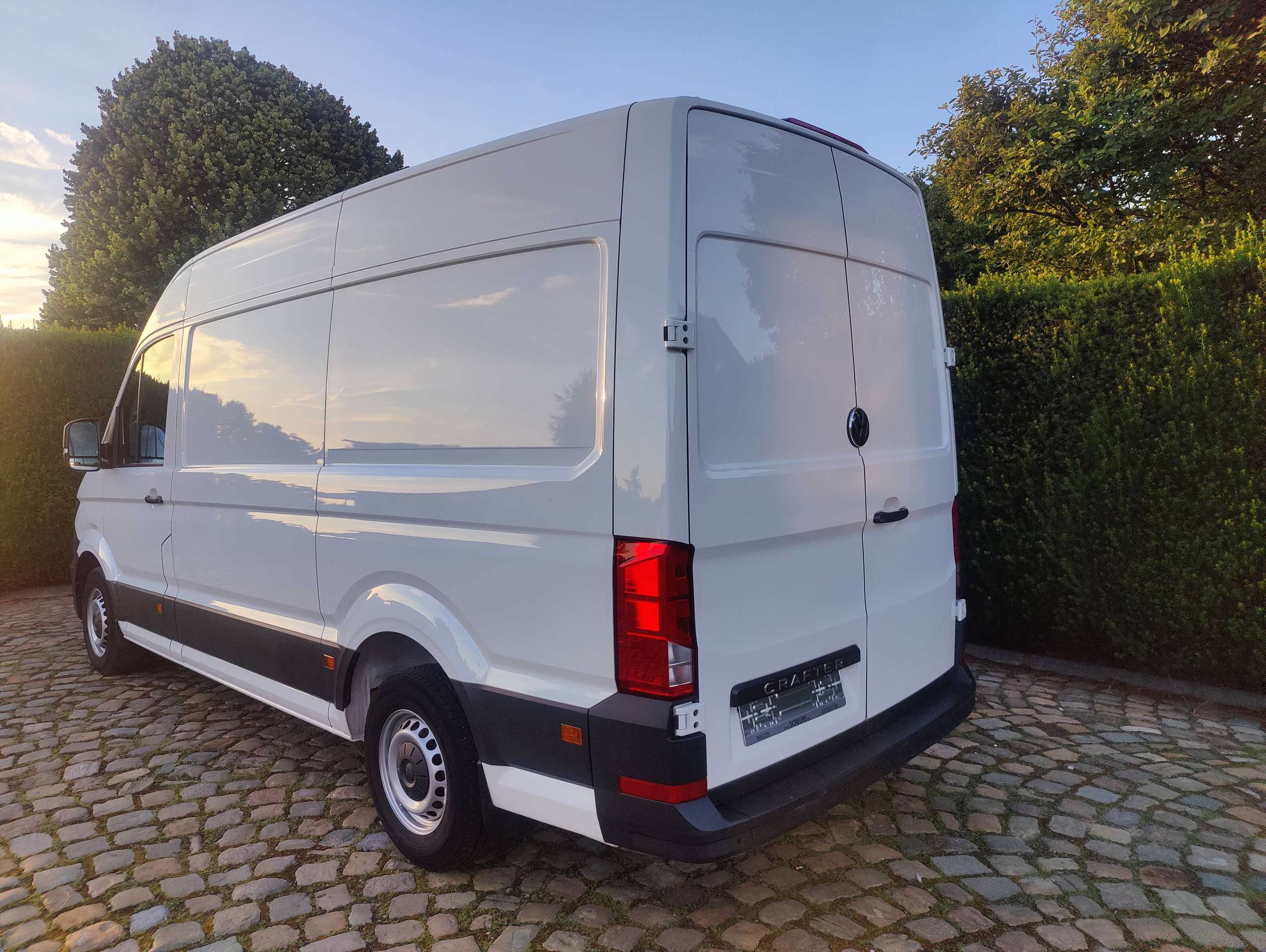 fddb1c84-f06b-4066-b552-f1aeb31565915-volkswagen-crafter-crafter-2-0-cr-tdi-l3h3-20260708.jpg