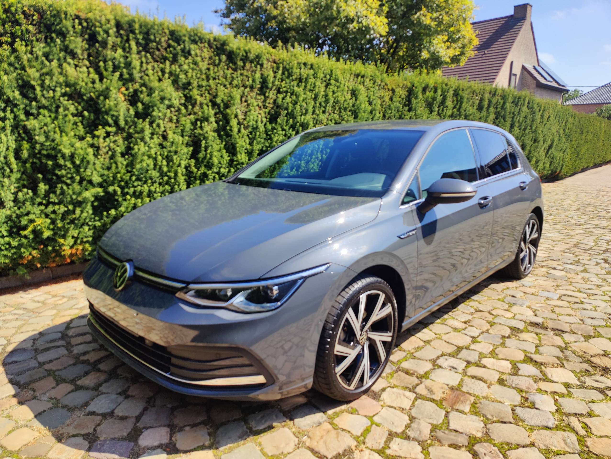 44fb9381-3835-4bb1-a014-acf1202113cc3-volkswagen-golf-viii-1-5-etsi-act-style-20260828.jpg