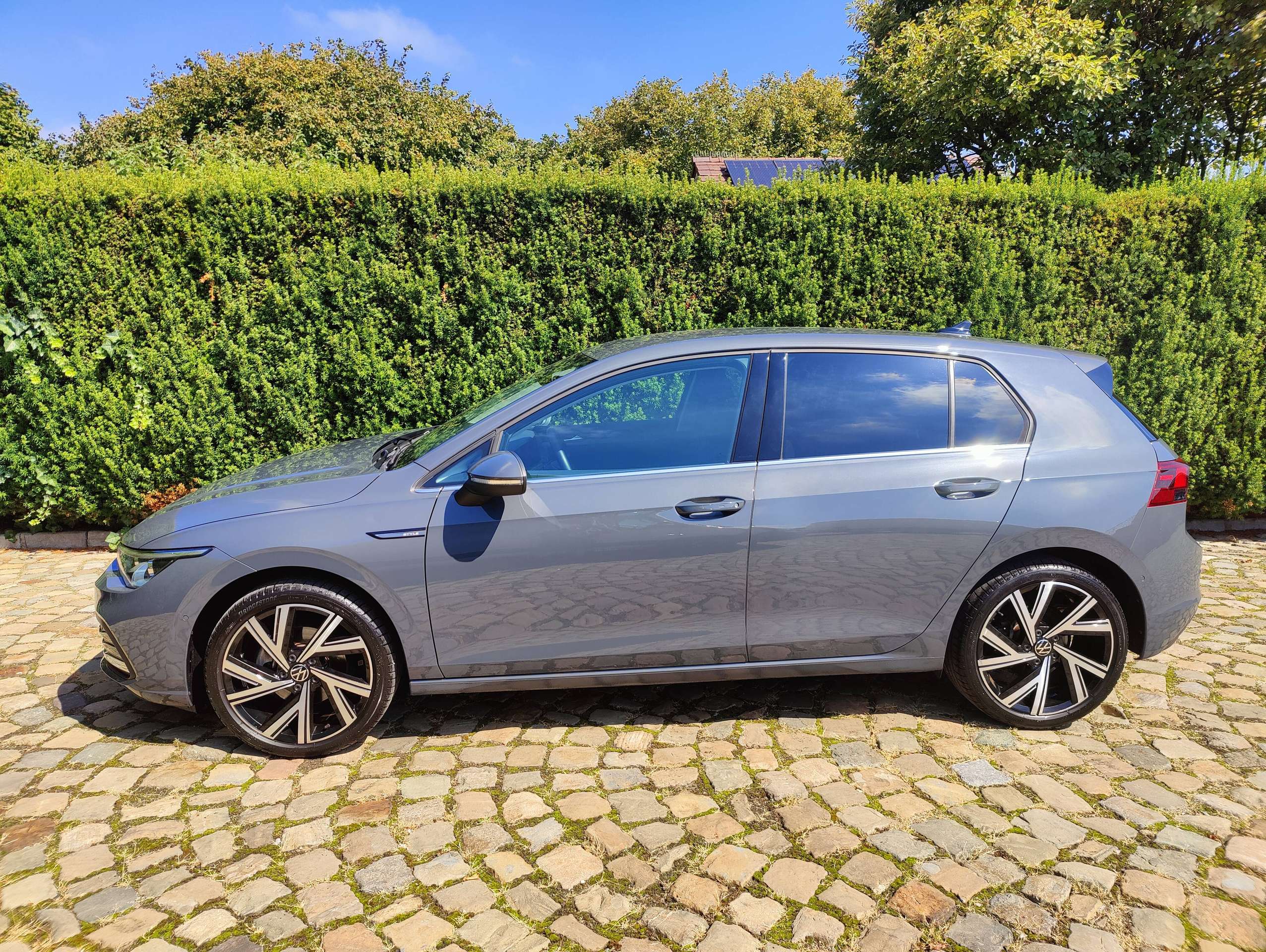44fb9381-3835-4bb1-a014-acf1202113cc4-volkswagen-golf-viii-1-5-etsi-act-style-20260828.jpg