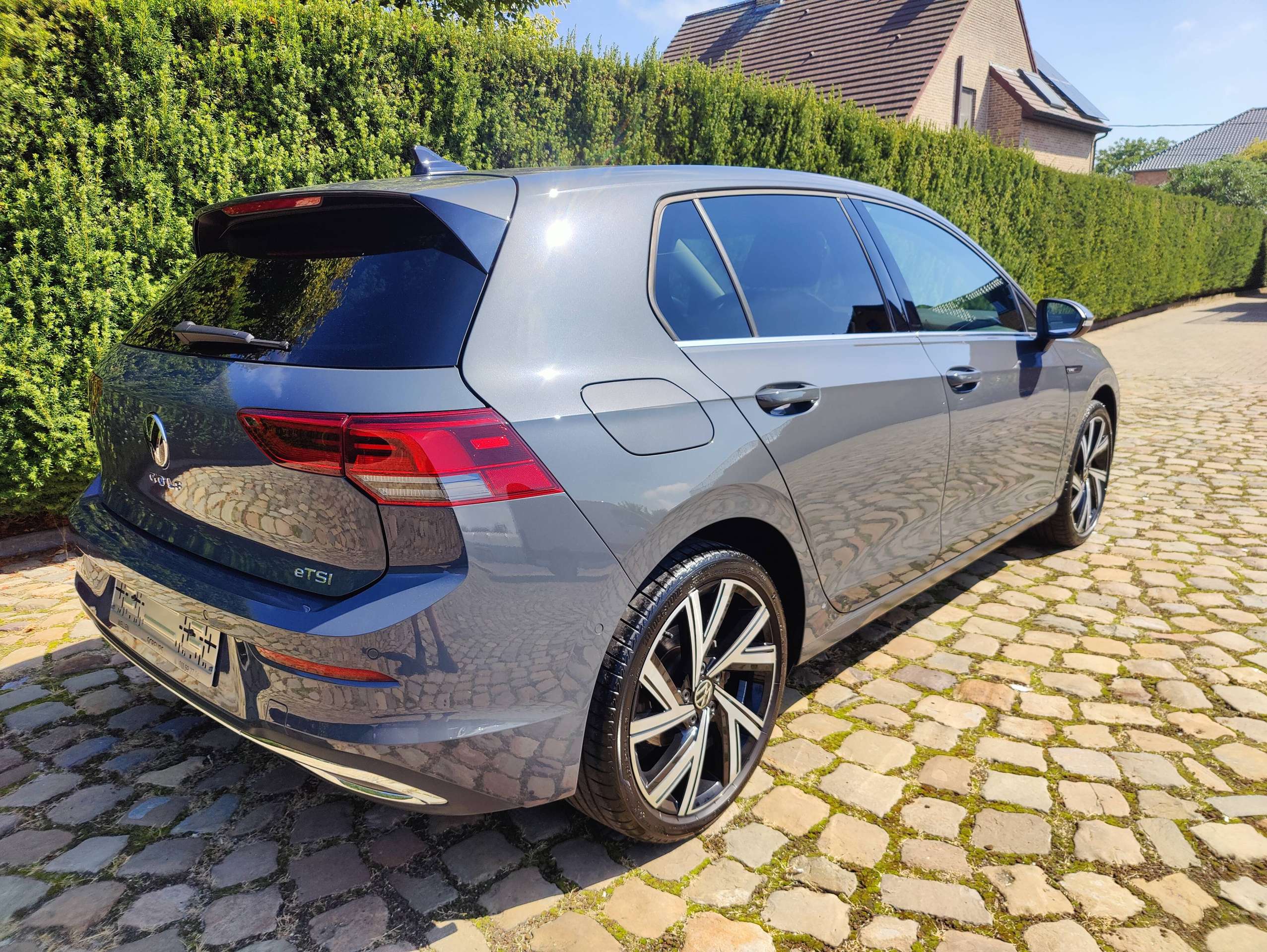 44fb9381-3835-4bb1-a014-acf1202113cc7-volkswagen-golf-viii-1-5-etsi-act-style-20260828.jpg