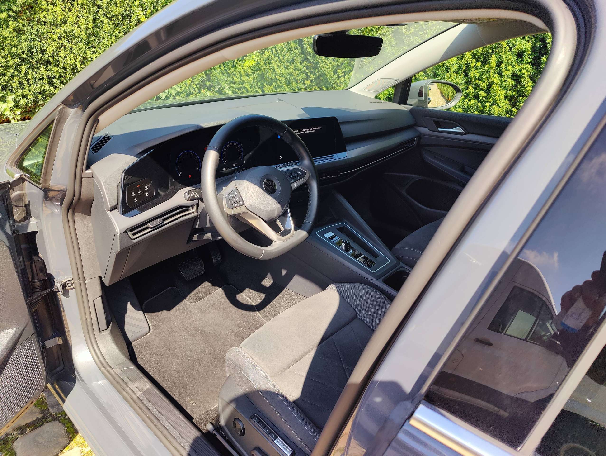 44fb9381-3835-4bb1-a014-acf1202113cc9-volkswagen-golf-viii-1-5-etsi-act-style-20260828.jpg