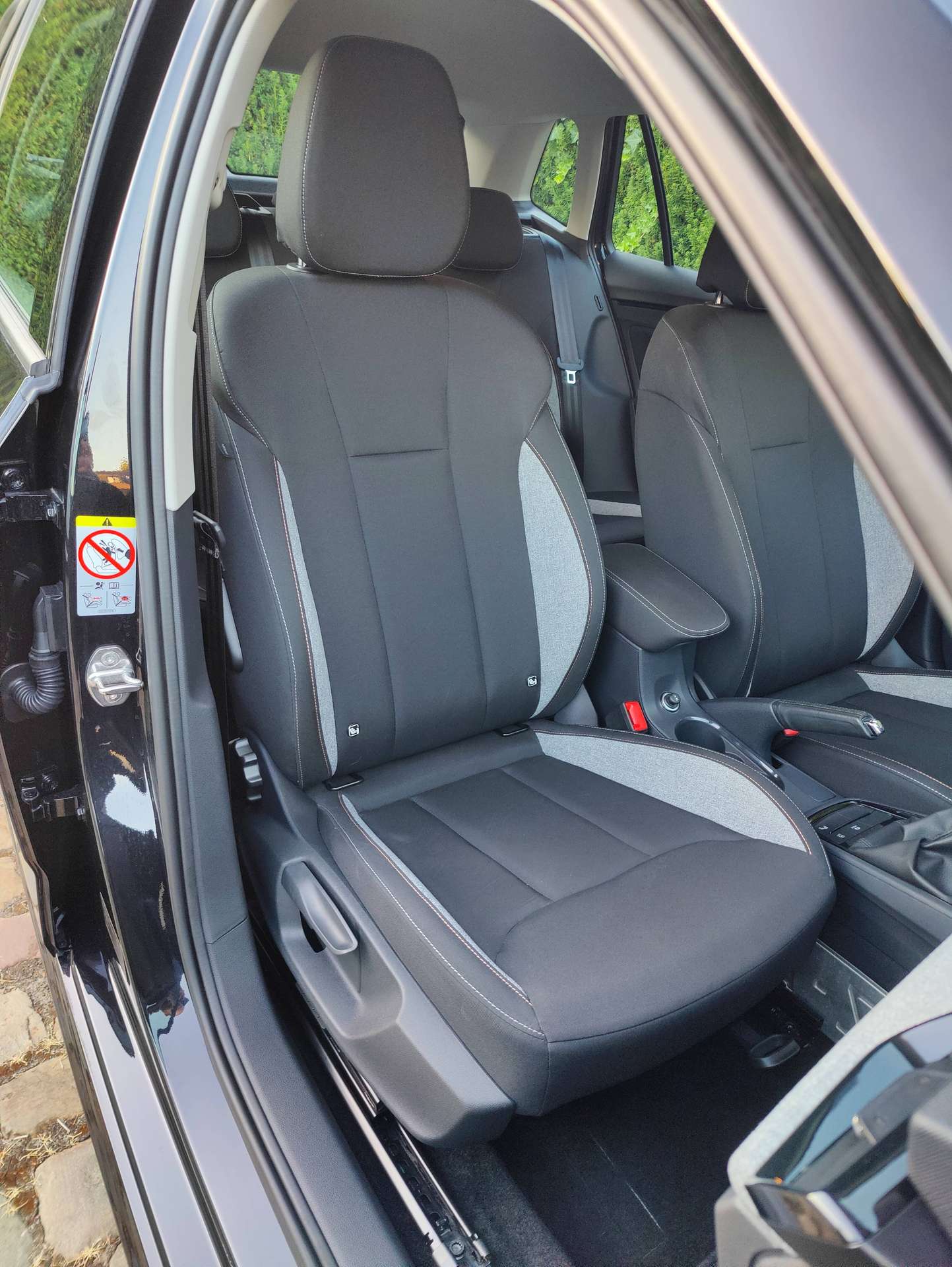 4b6c7bef-e4c2-458c-9bae-b8b6a0e03cf113-skoda-kamiq-kamiq-1-0-tsi-family-20260821.jpg