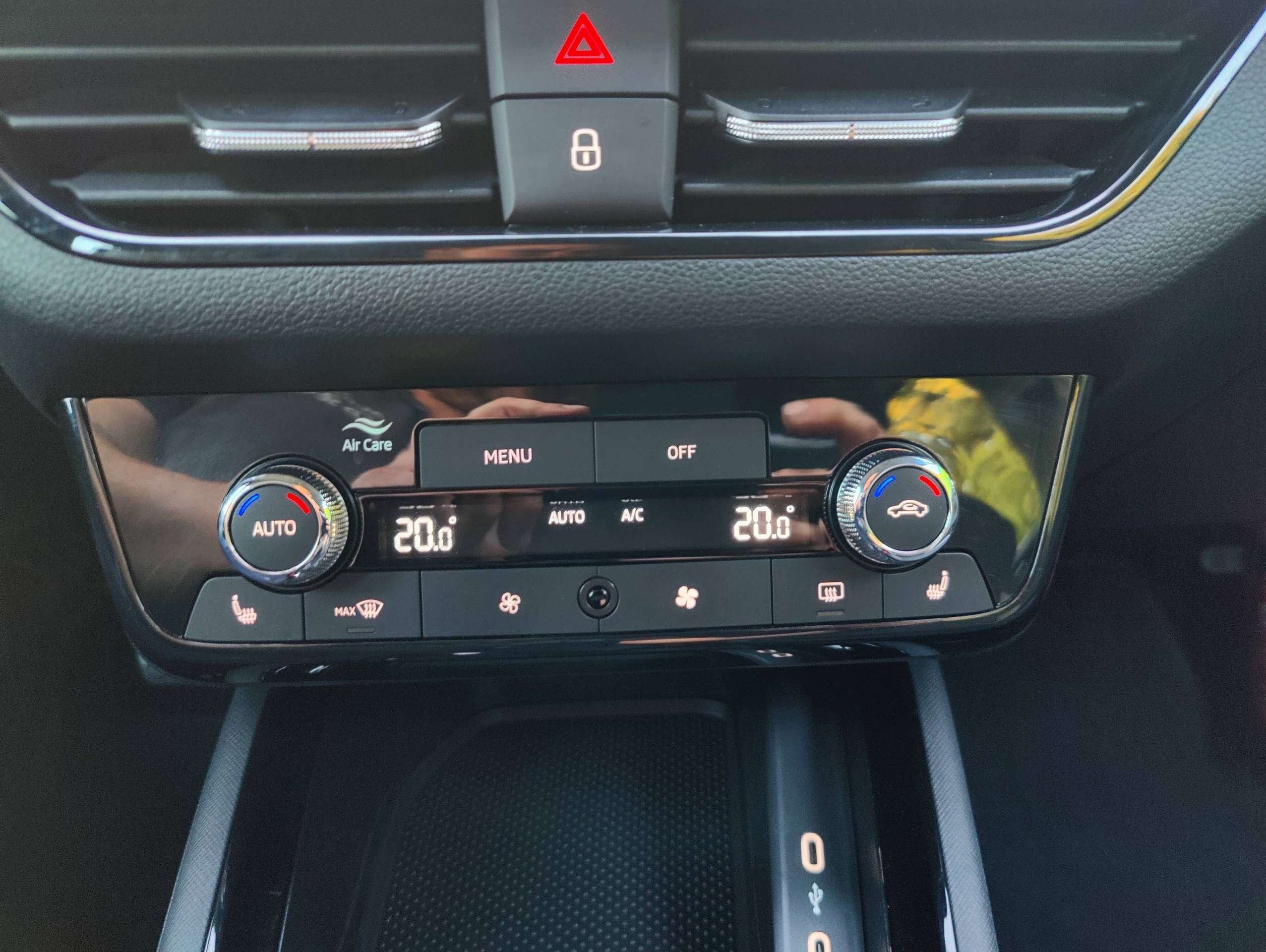 4b6c7bef-e4c2-458c-9bae-b8b6a0e03cf117-skoda-kamiq-kamiq-1-0-tsi-family-20260821.jpg