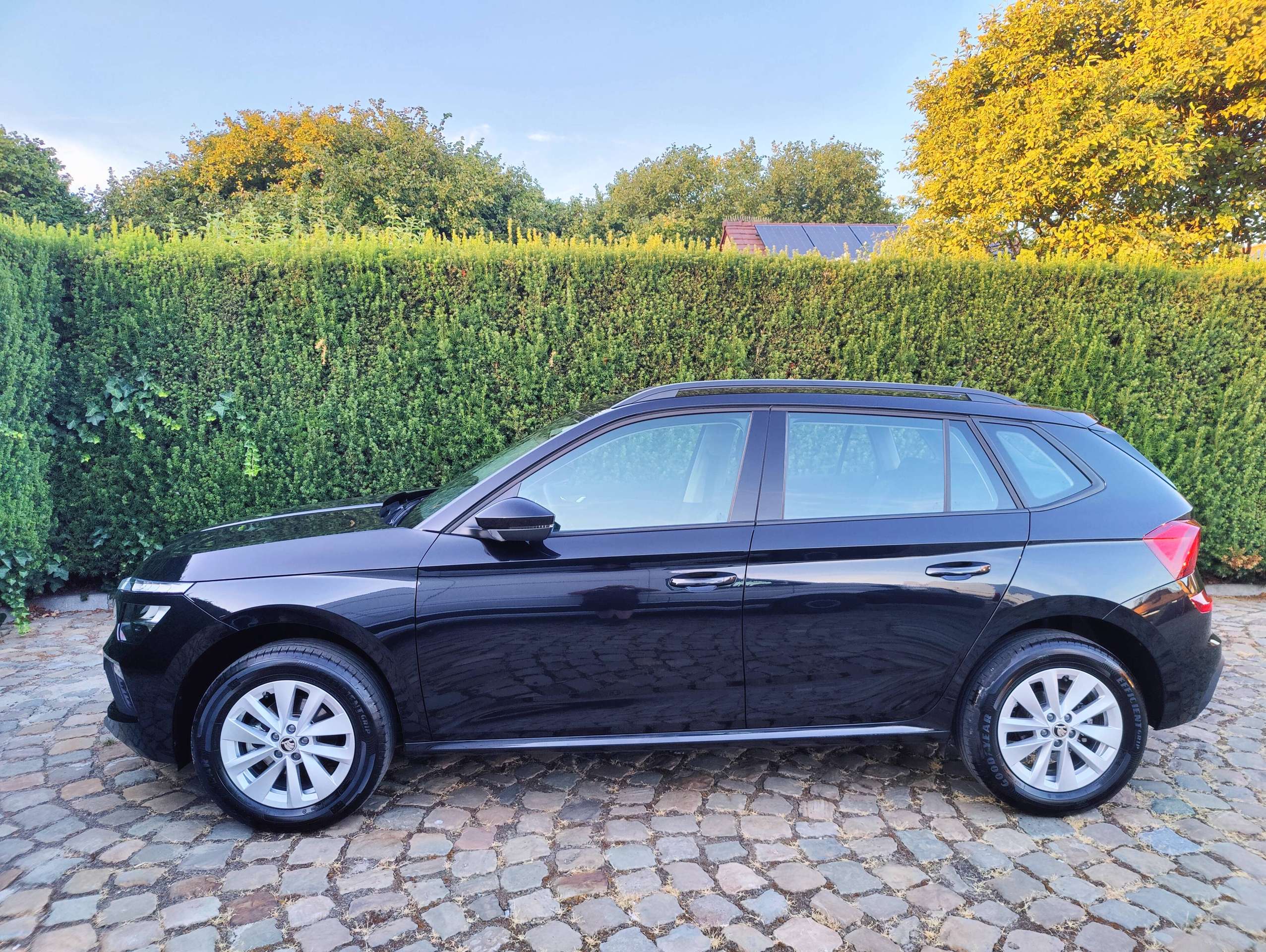 4b6c7bef-e4c2-458c-9bae-b8b6a0e03cf14-skoda-kamiq-kamiq-1-0-tsi-family-20260821.jpg