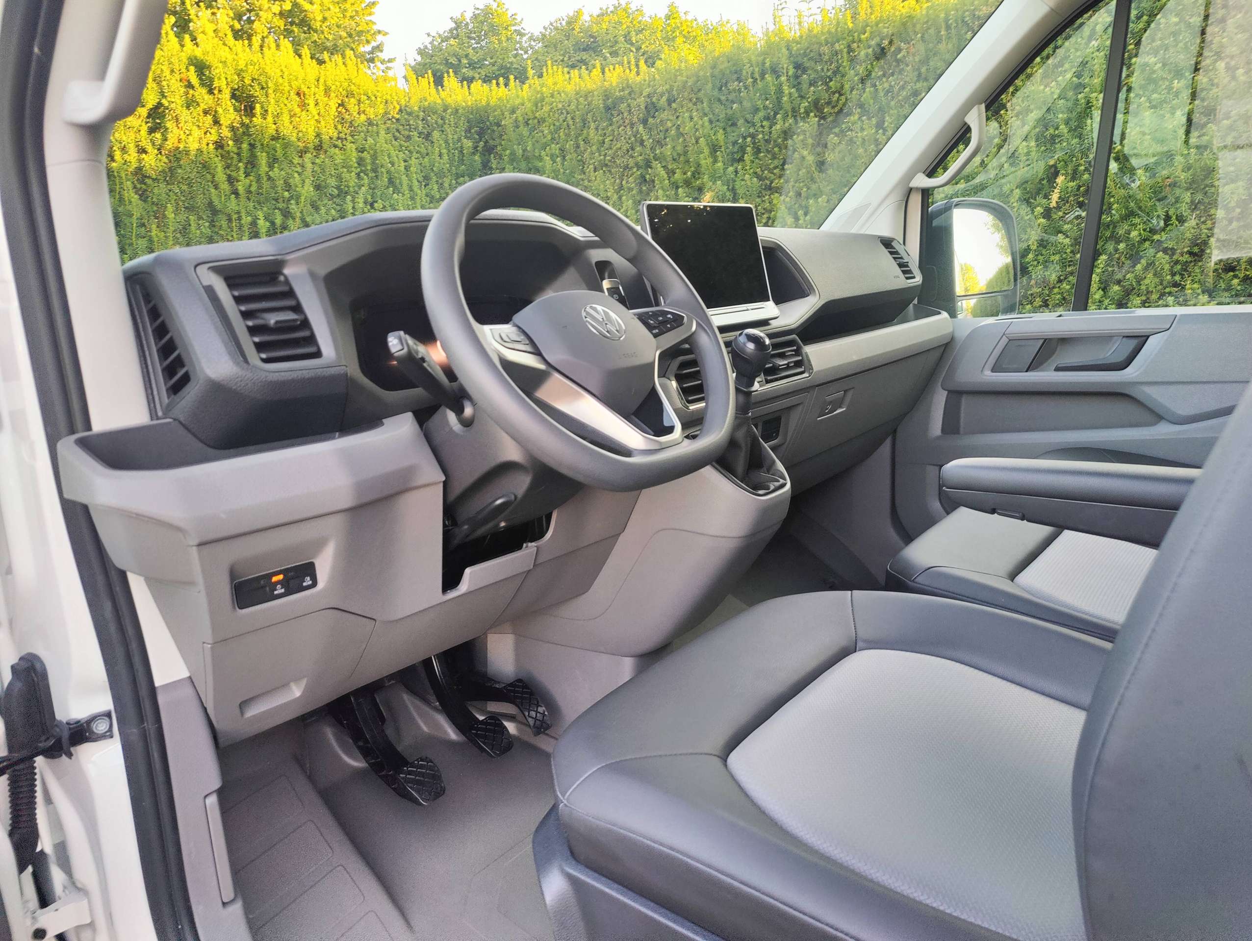 84737104-4534-467f-a552-c48b272aa0d78-volkswagen-crafter-crafter-2-0-cr-tdi-l3h3-20260820.jpg