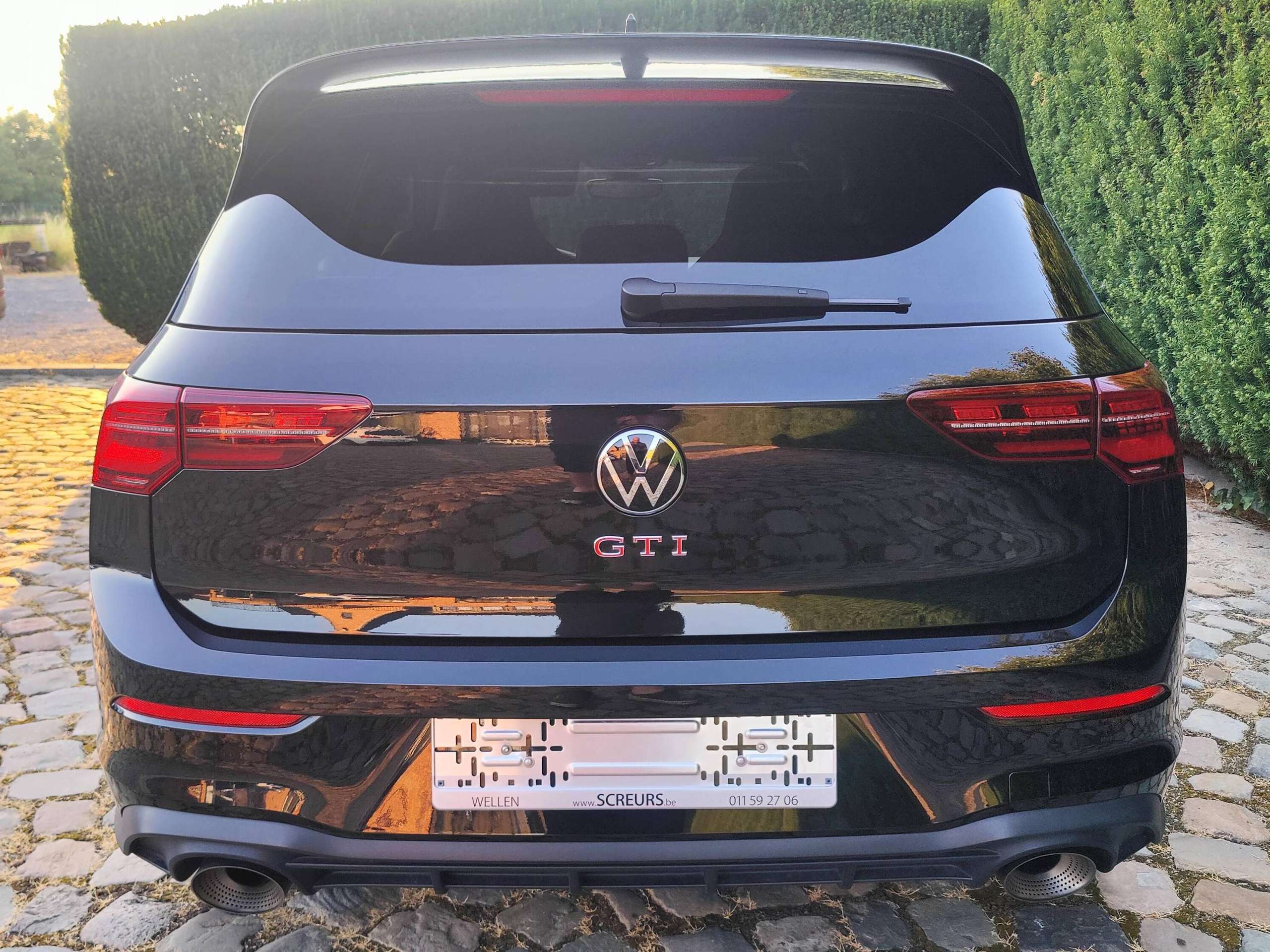 b777bce5-1e09-4c5d-b6ad-088ee6692c6d7-volkswagen-golf-gti-golf-2-0-tsi-gti-clubsport-opf-dsg-akrapovic-20260801.jpg