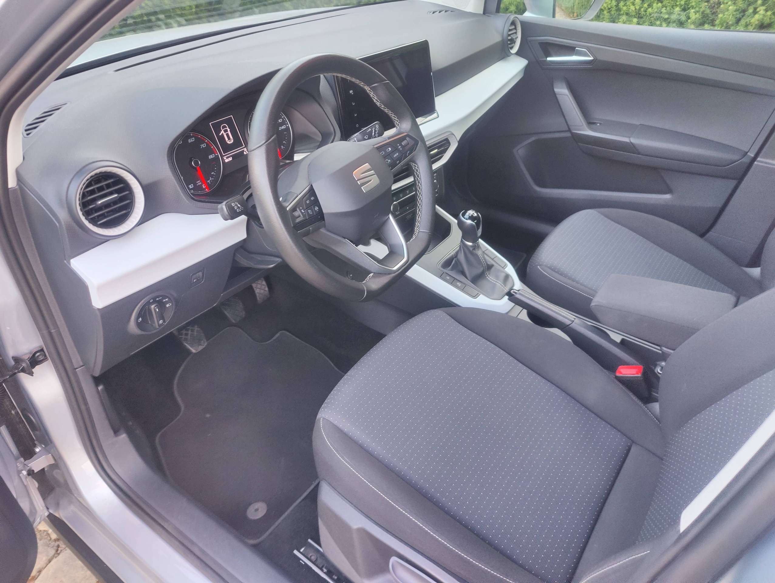 bf05b306-d421-4462-87d9-a117c5d527b29-seat-arona-arona-1-0-tsi-style-20260808.jpg