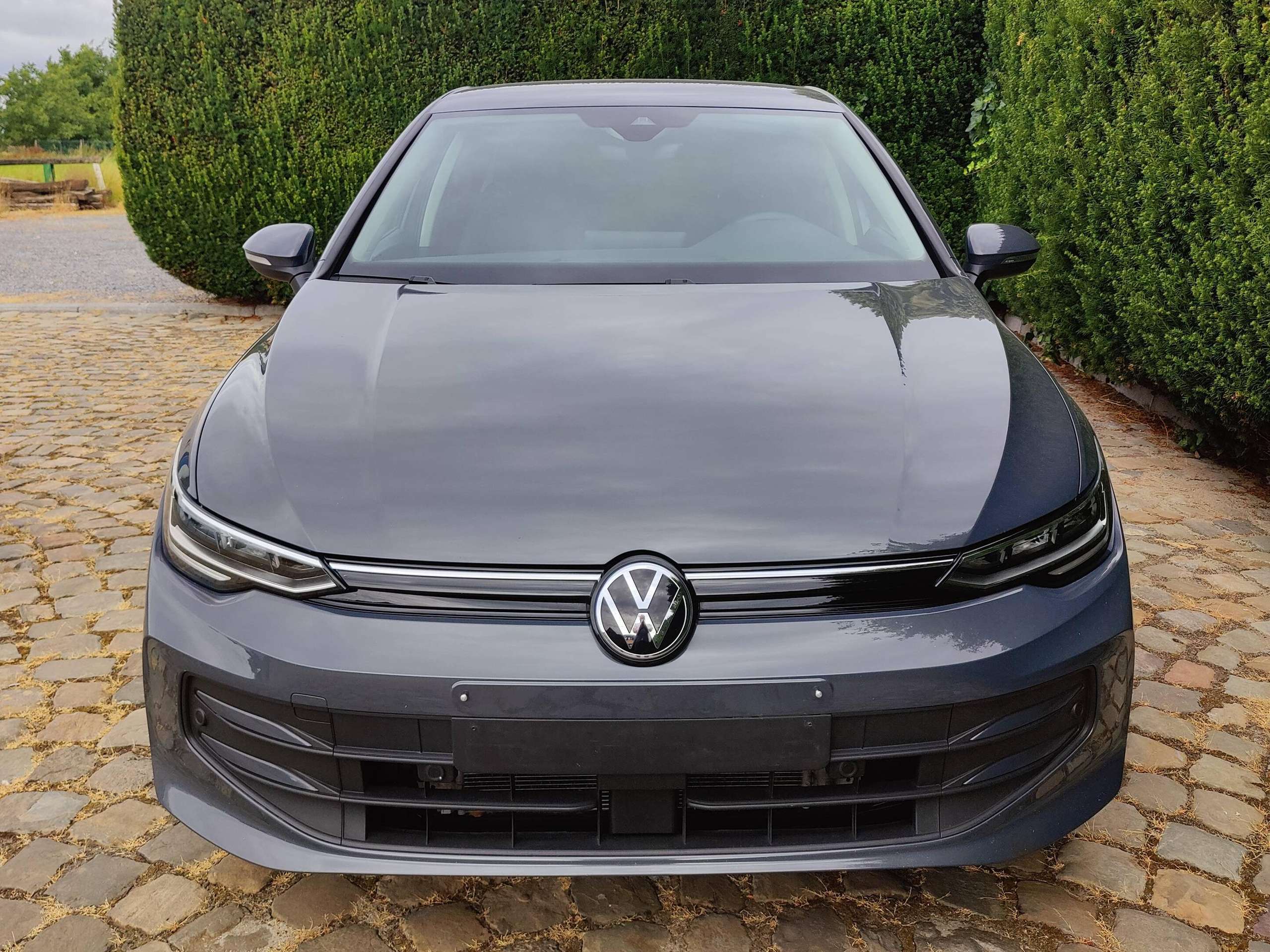 db4d09b1-b0bb-4268-b50b-73e1739e5ef42-volkswagen-golf-8-5-golf-1-5-tsi-life-20260808.jpg