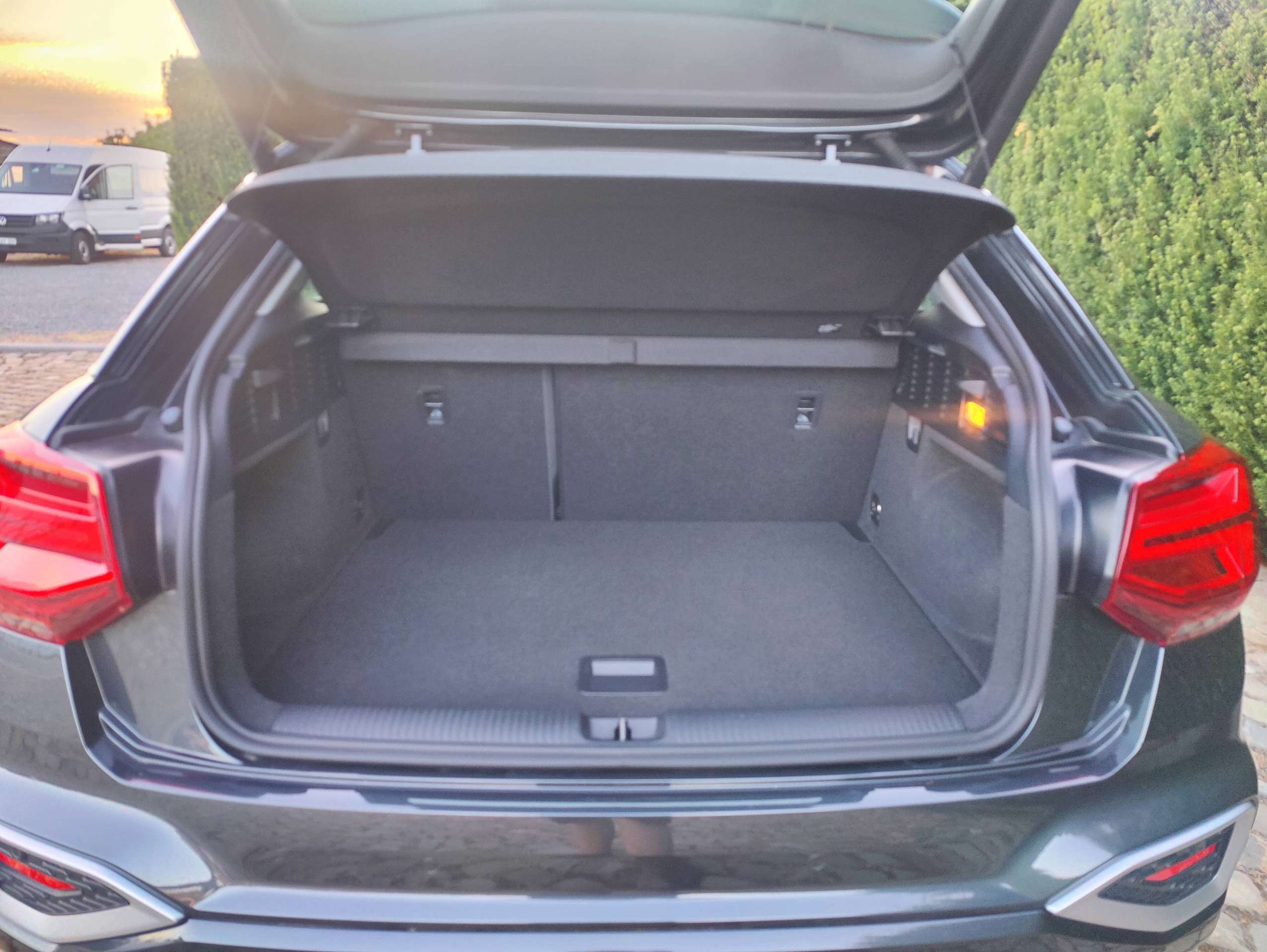 e9de96cf-d4e3-4f6e-befb-d4e6ad1862b112-audi-q2-q2-35-tfsi-business-edition-advanced-prestige-s-tronic-business-edition-advanced-20260822.jpg