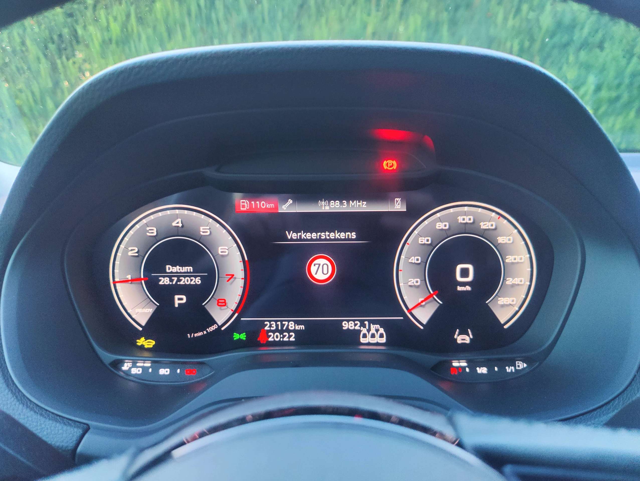 e9de96cf-d4e3-4f6e-befb-d4e6ad1862b113-audi-q2-q2-35-tfsi-business-edition-advanced-prestige-s-tronic-business-edition-advanced-20260822.jpg