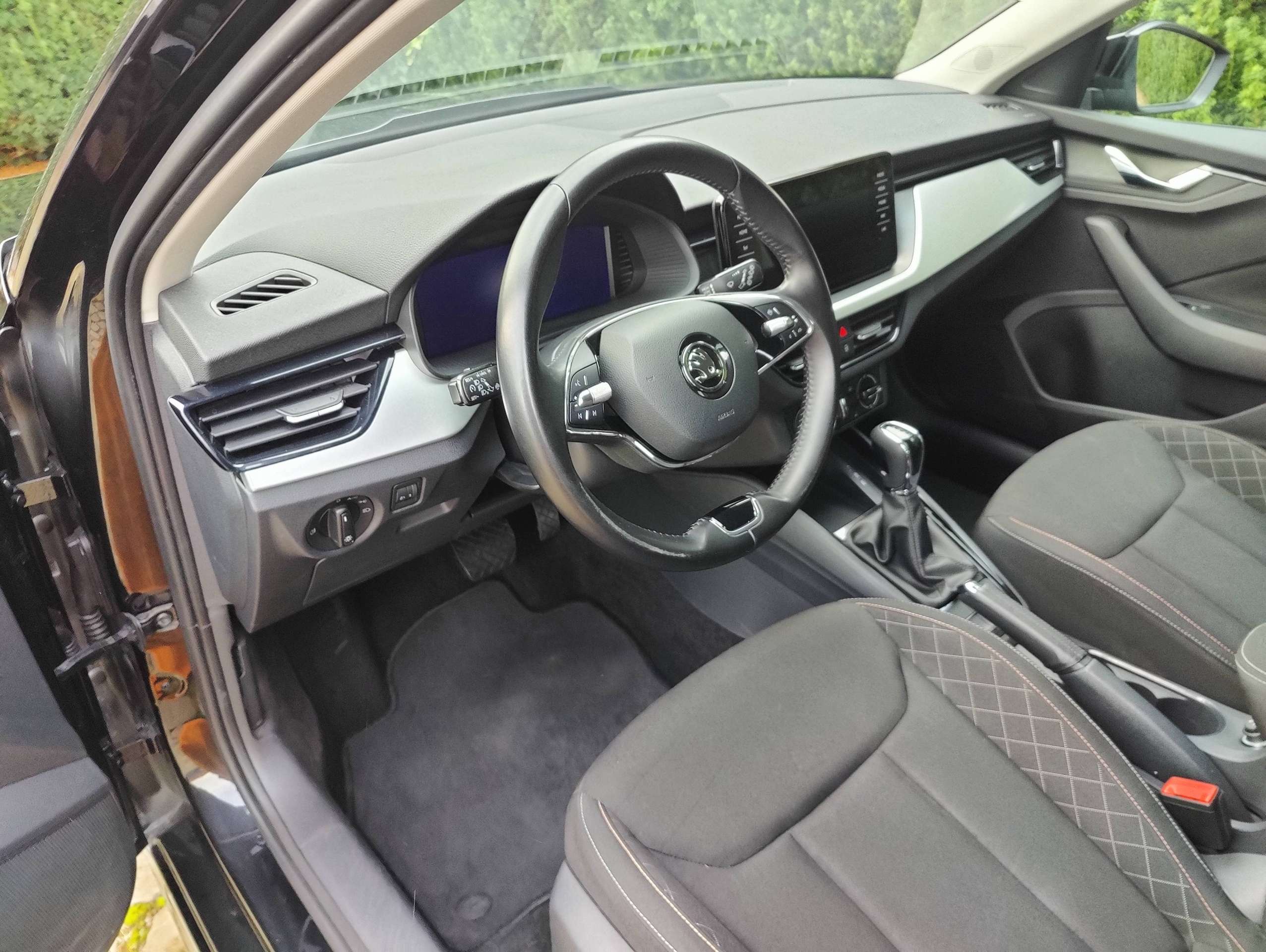 2a01a9aa-8985-4392-b7b1-7833a3f543589-skoda-kamiq-kamiq-1-0-tsi-clever-dsg-20260912.jpg