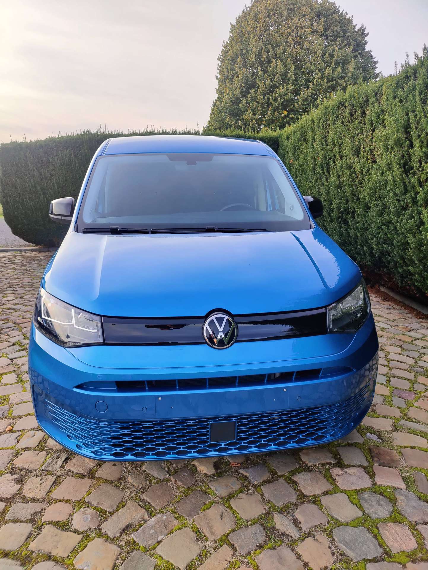 ab43202f-9d6e-447a-8776-c6ace4ef04342-volkswagen-caddy-2-0-tdi-maxi-dsg-20260926.jpg
