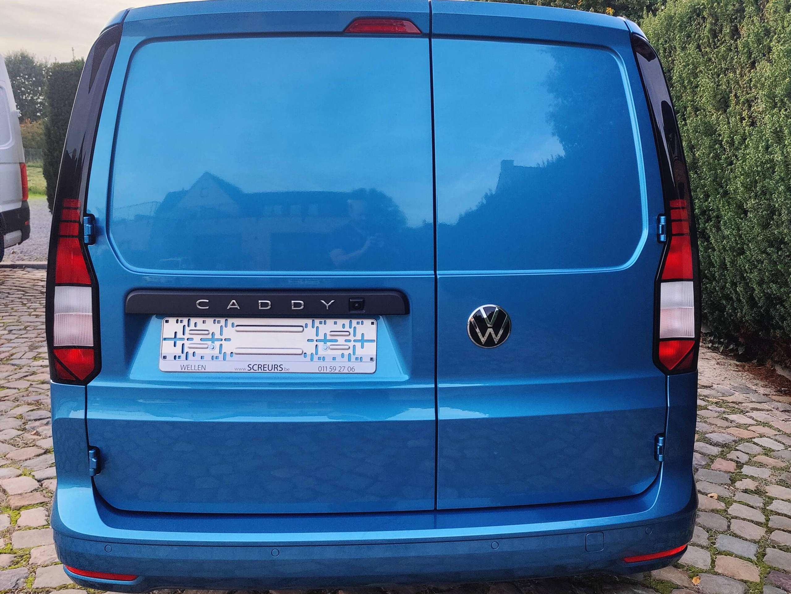 ab43202f-9d6e-447a-8776-c6ace4ef04346-volkswagen-caddy-2-0-tdi-maxi-dsg-20260926.jpg