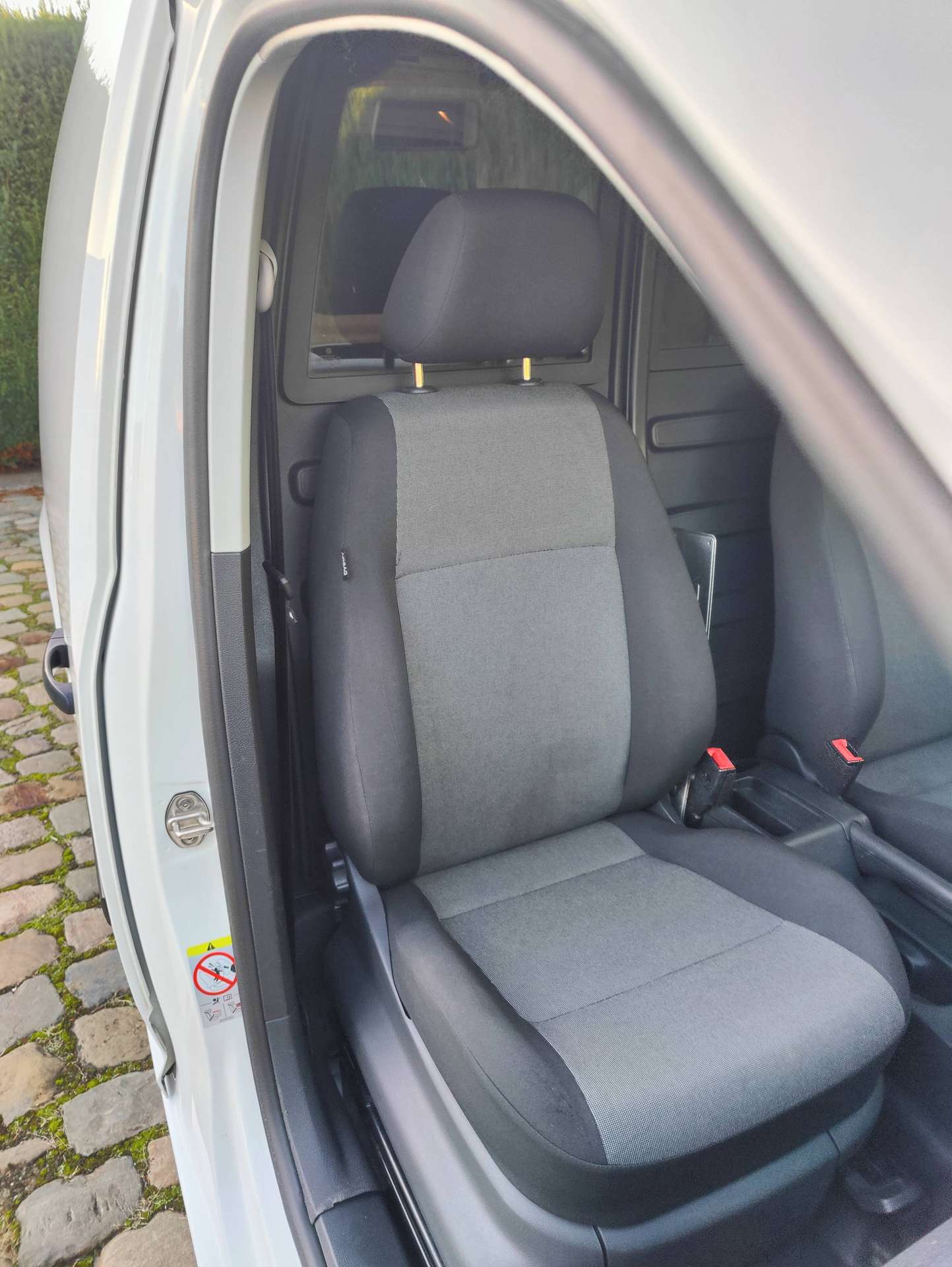 b95fc577-bb38-4a96-9a00-e205842138a813-volkswagen-caddy-2-0-cr-tdi-scr-netto-11529btw-20260922.jpg