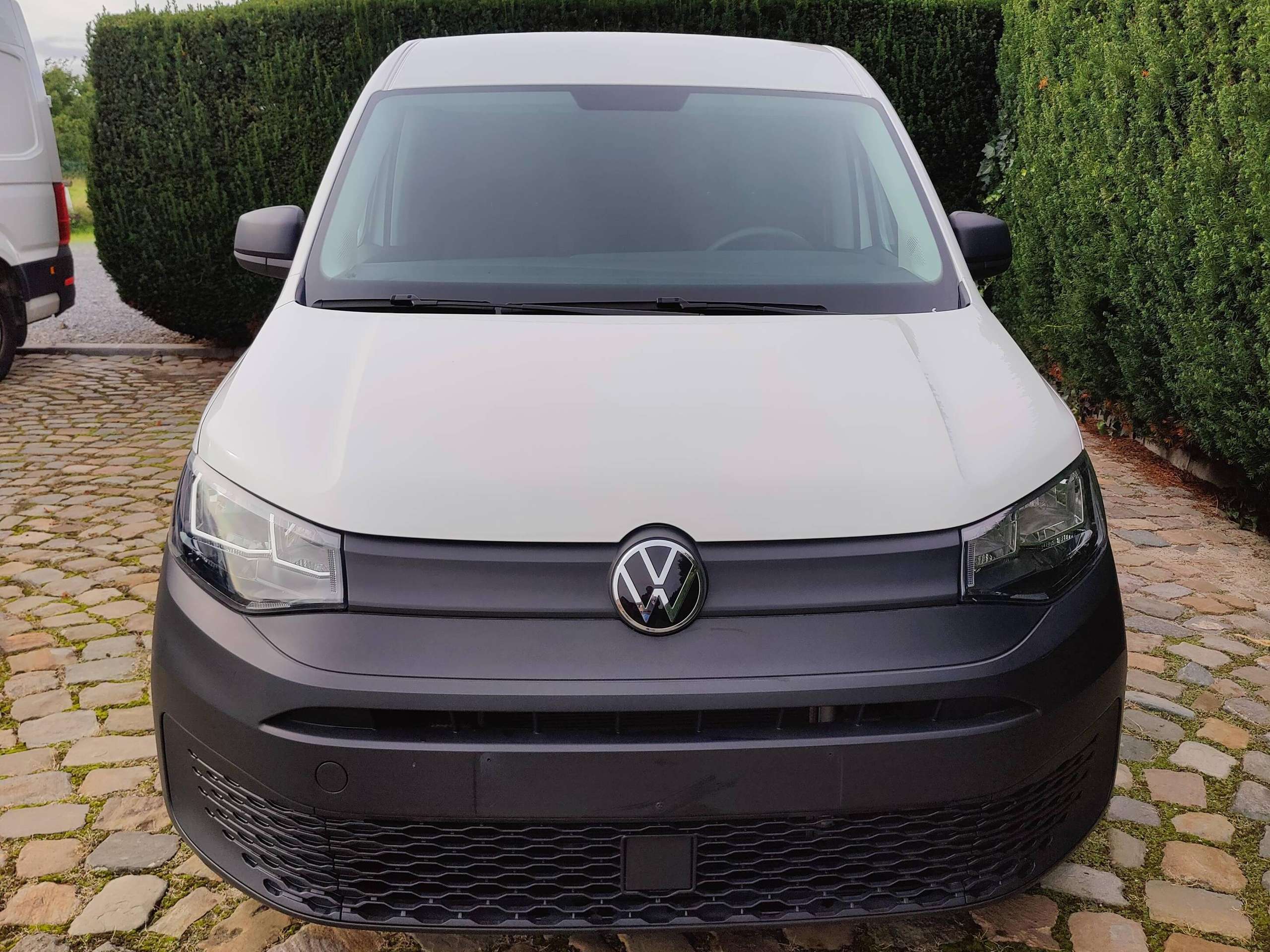ee10c9f1-0953-42d4-95e9-7d1bd5d62c092-volkswagen-caddy-van-2-0-tdi-20260920.jpg