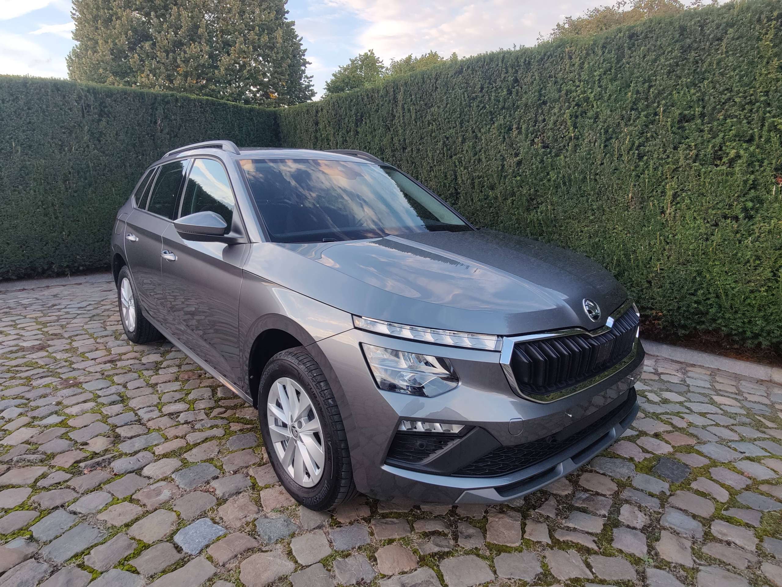 0683ce1b-f67c-4e29-ba73-e5b500dadc041-skoda-kamiq-kamiq-1-0-tsi-corporate-dsg-corporate-20261003.jpg