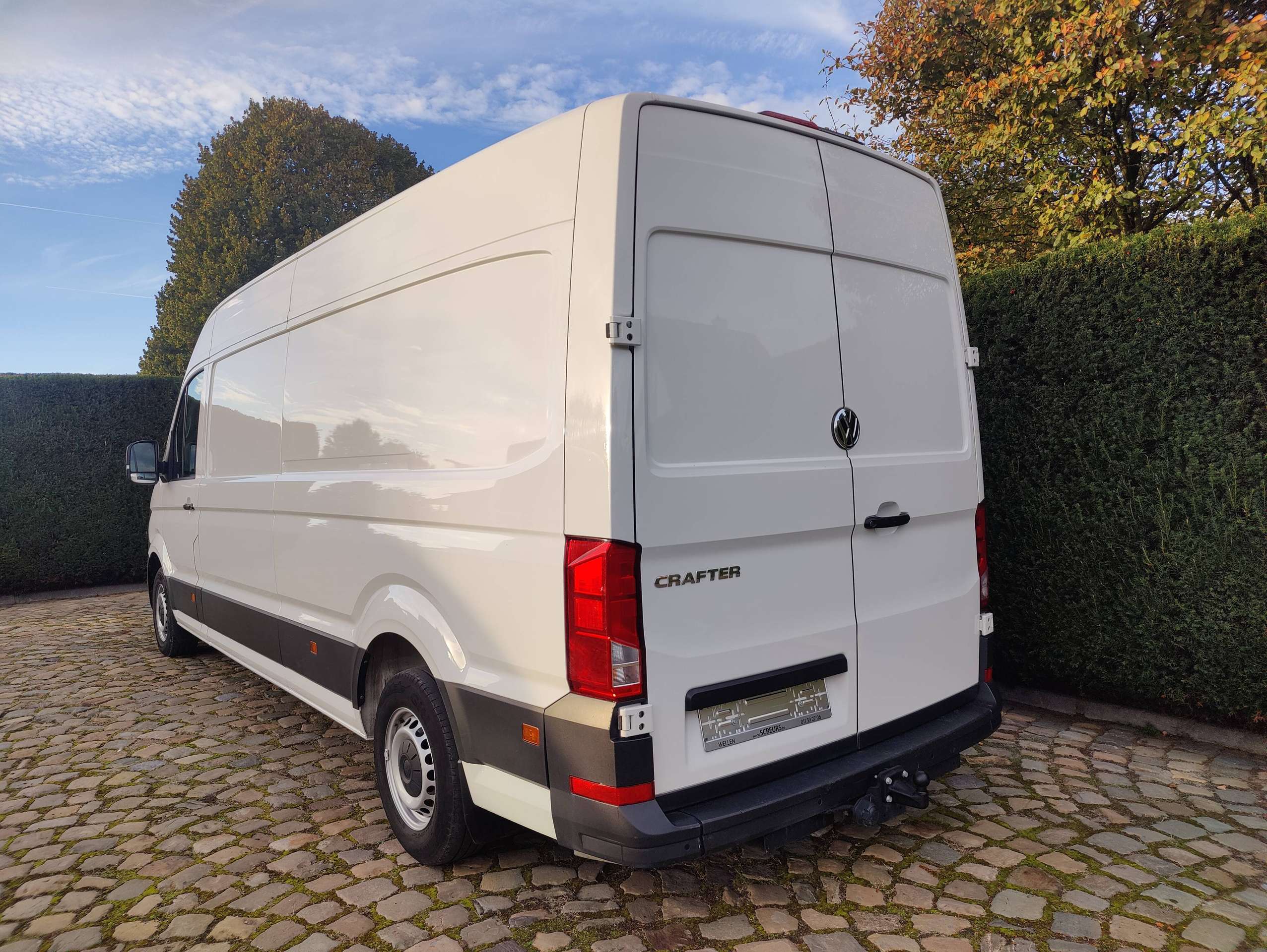 17864b4f-f419-47ec-91e0-5bb0a9ac18f05-volkswagen-crafter-crafter-2-0-cr-tdi-l4h3-navigatieandroid-auto-apple-carplay-20261003.jpg