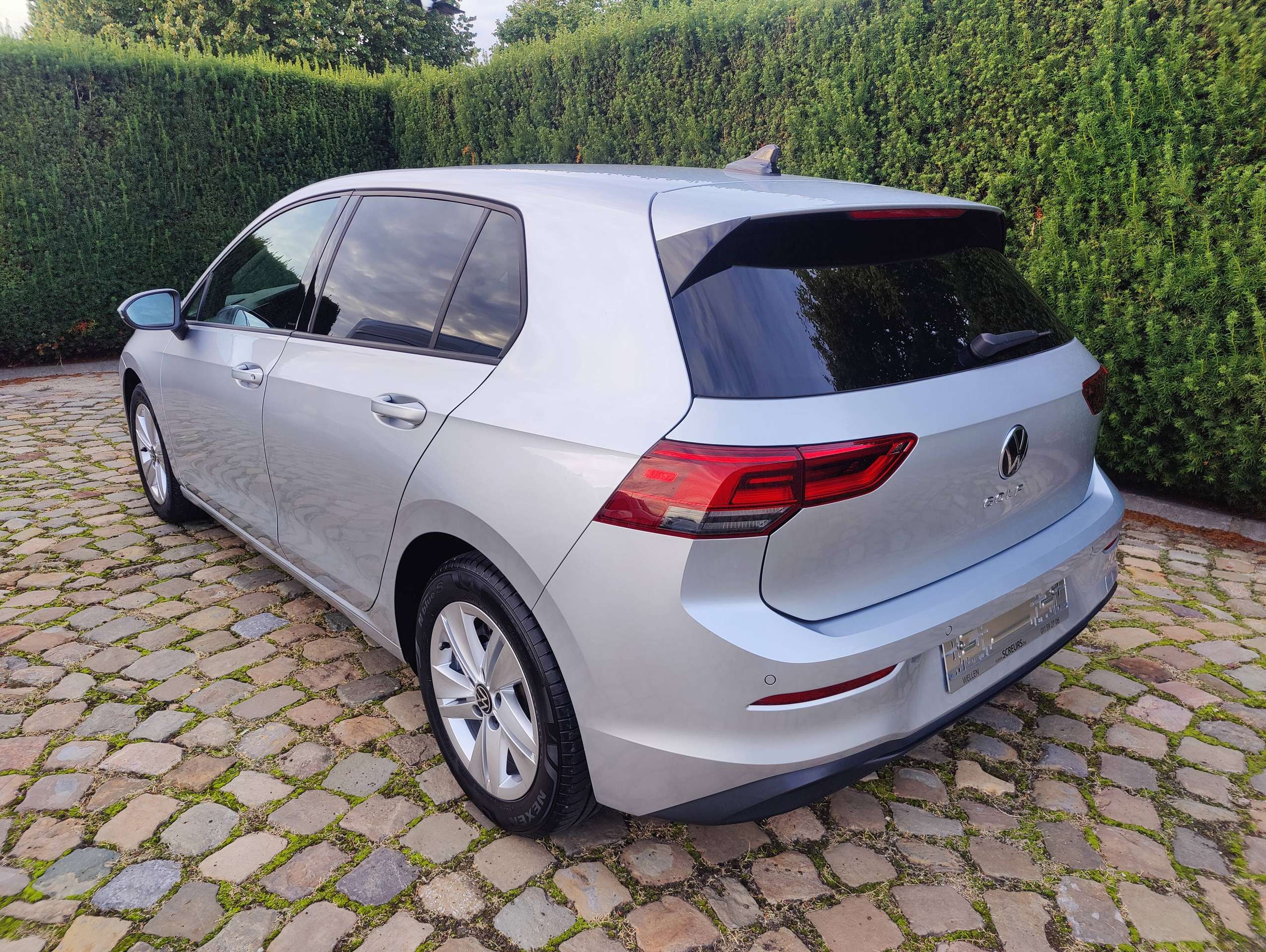 62f378ce-5b7e-414d-9bf1-b149a10e47675-volkswagen-golf-golf-1-5-tsi-life-business-premium-opf-20261001.jpg