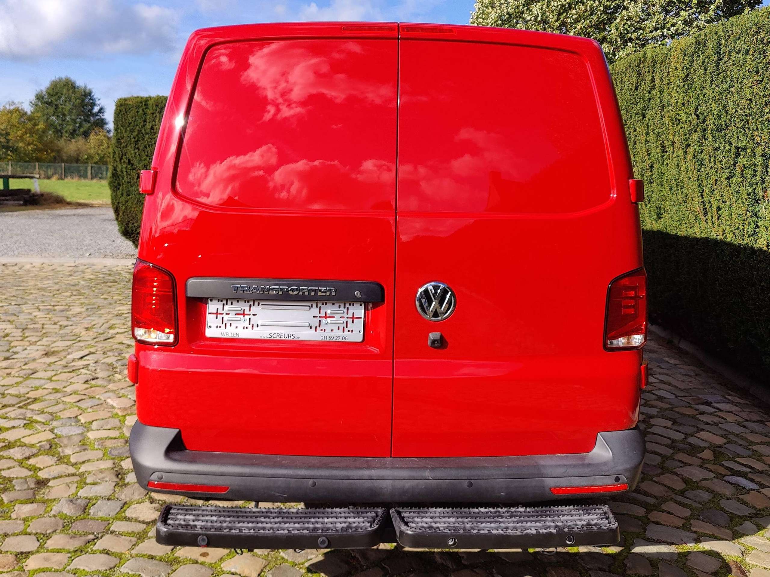 6b848a96-6252-4289-a99c-8ff3360b94b86-volkswagen-t6-1-transporter-2-0-tdi-scr-bmt-dsg-eu6d-temp-20261024.jpg