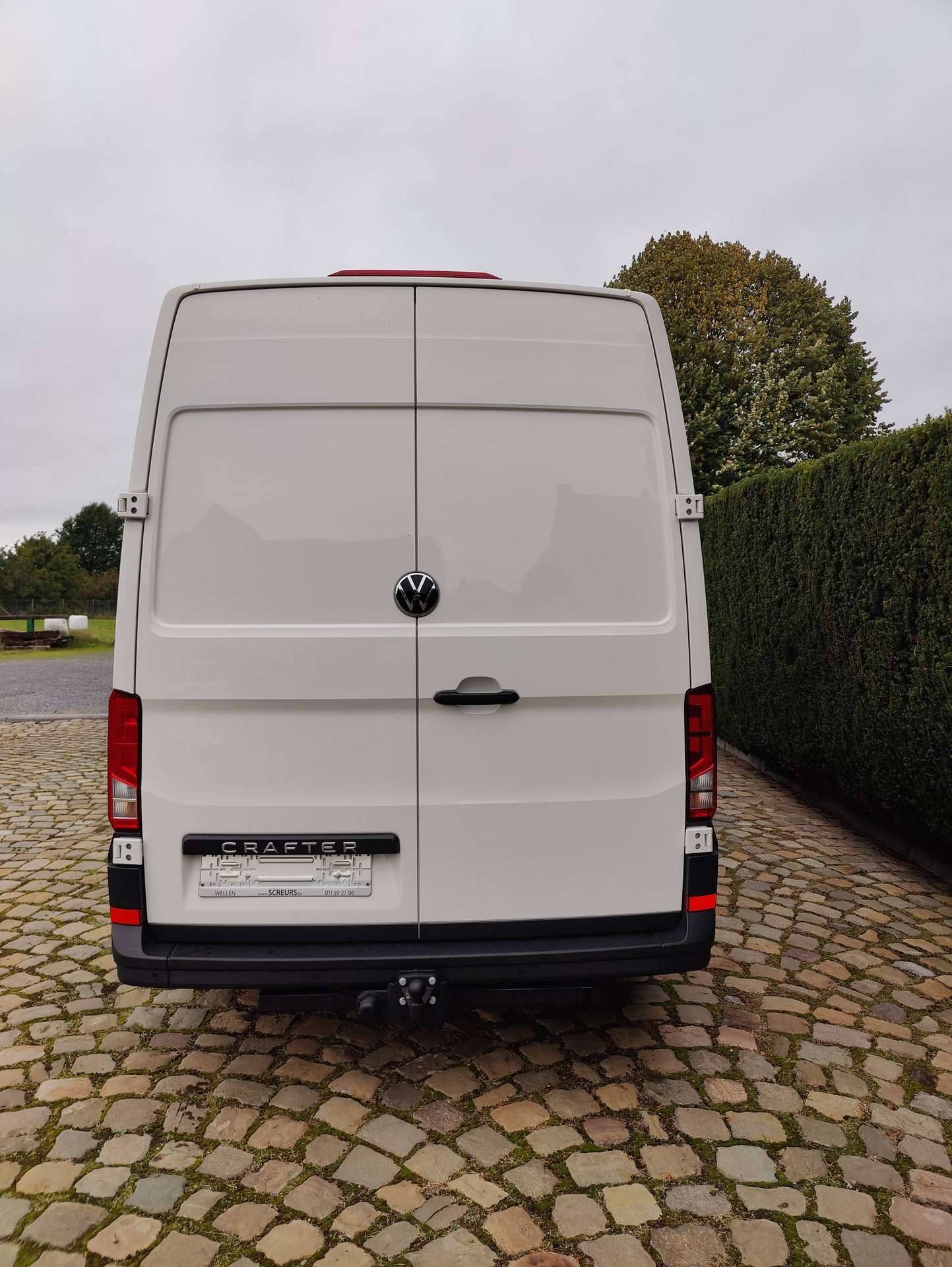 f784f39e-b004-4eb6-a132-5a50930e0ee26-volkswagen-crafter-crafter-2-0-cr-tdi-l3-7-plaatsen-20261010.jpg