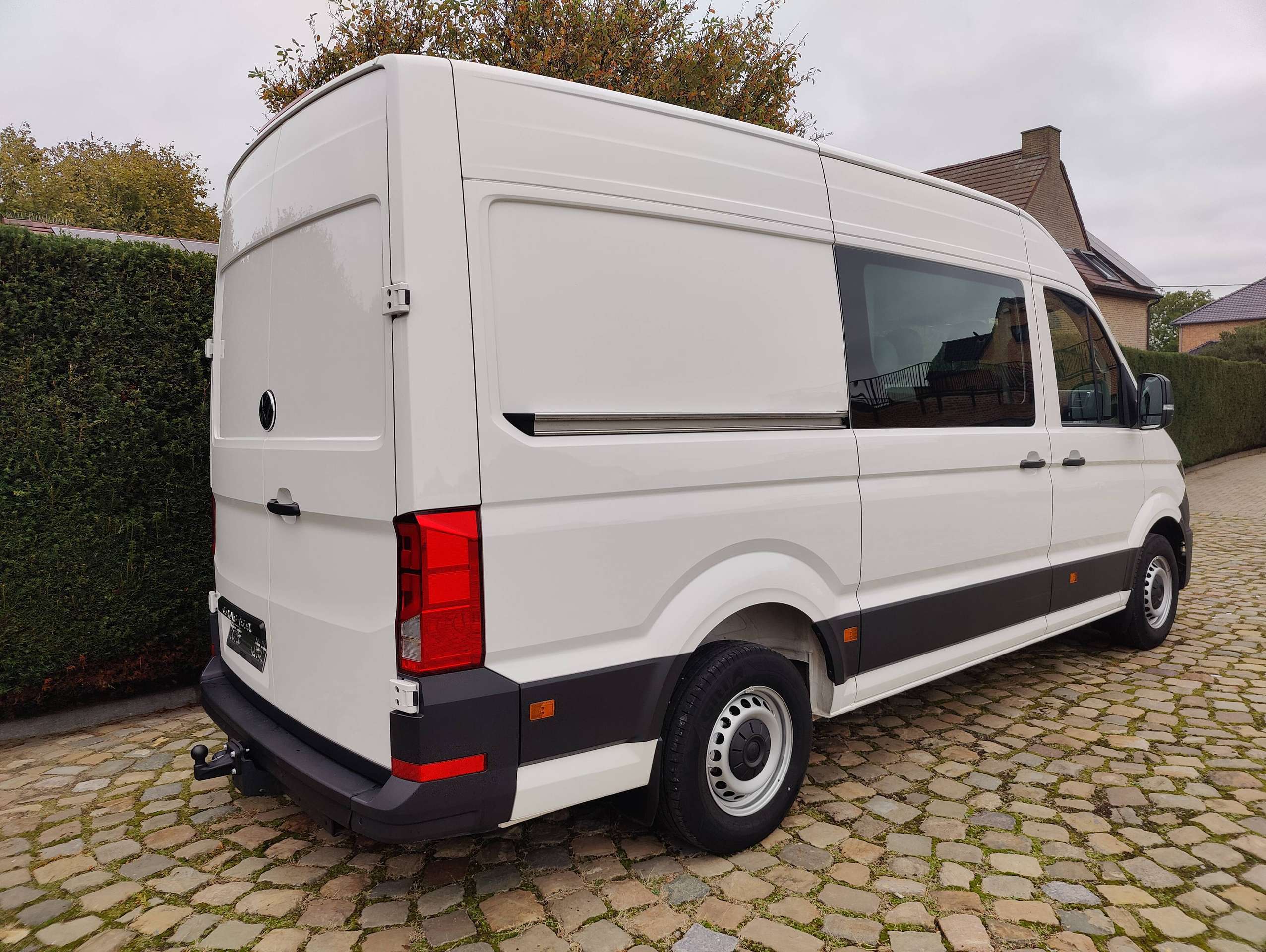 f784f39e-b004-4eb6-a132-5a50930e0ee27-volkswagen-crafter-crafter-2-0-cr-tdi-l3-7-plaatsen-20261010.jpg